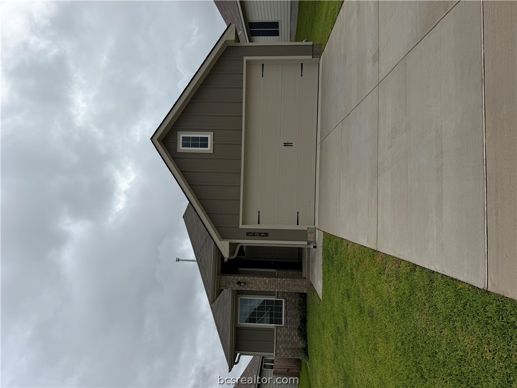 109 Hejl Drive — photo