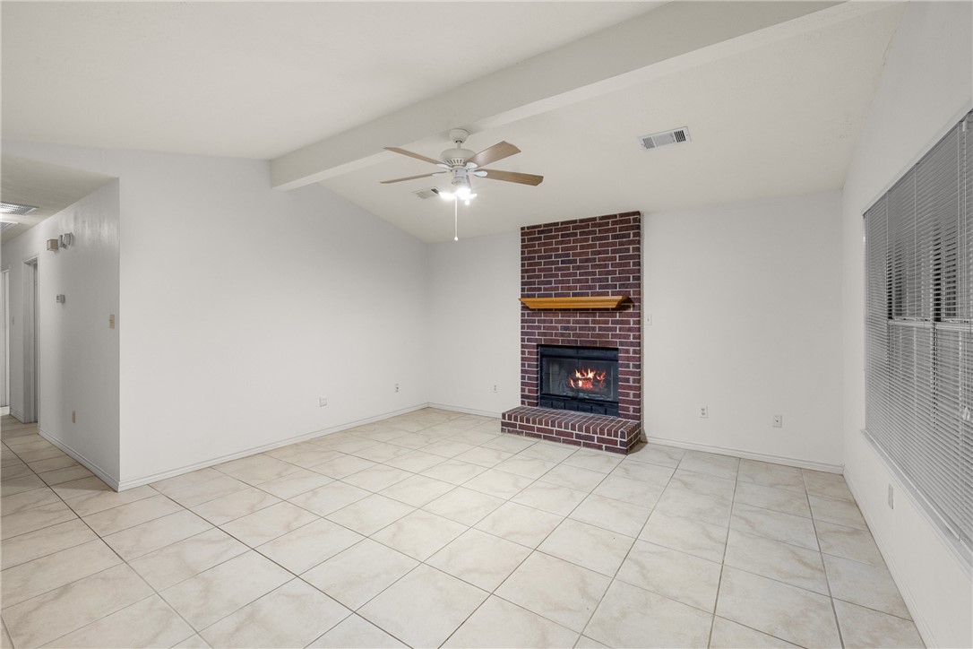 2209 Emerald Drive, Bryan, TX 77803 — photo 3