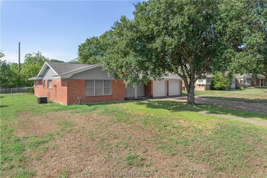 309 Borderbrook Drive, Bryan, TX 77801 — photo 2