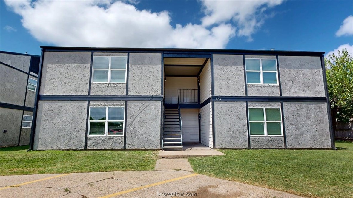 806 Oran Circle a — photo
