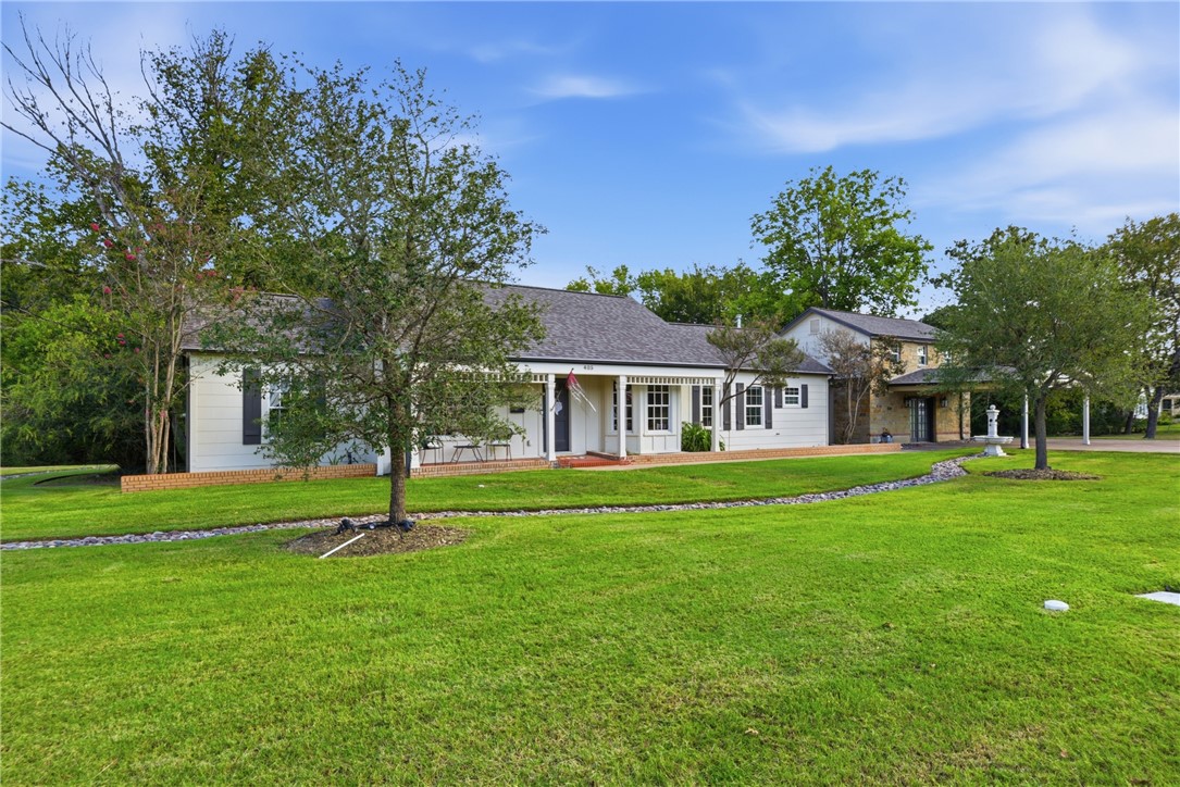 405 E Brookside Dr — photo