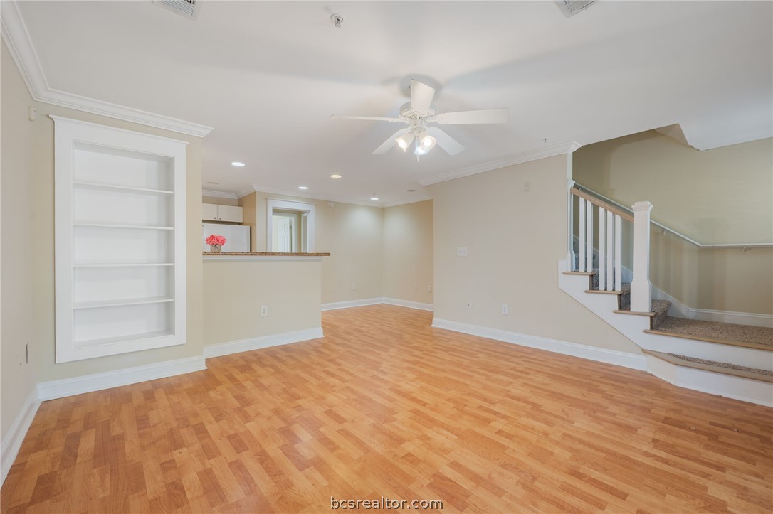 1725 Harvey Mitchell Parkway S Unit 631 — photo