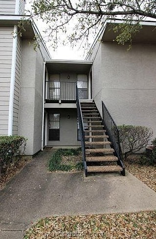 1901 Holleman Drive W Unit 206 — photo