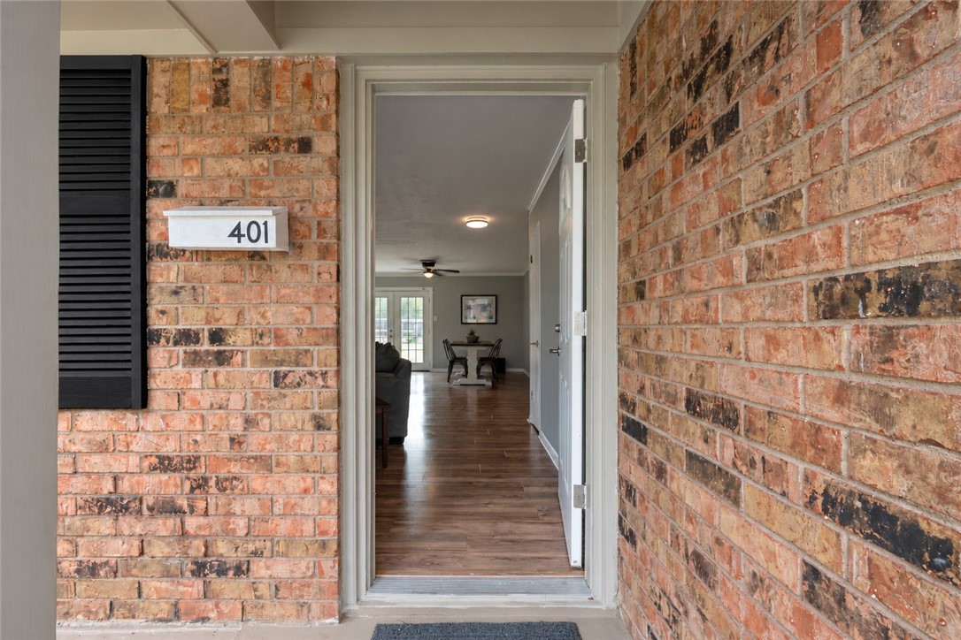 401 Leslie Drive, Bryan, TX 77802 — photo 3