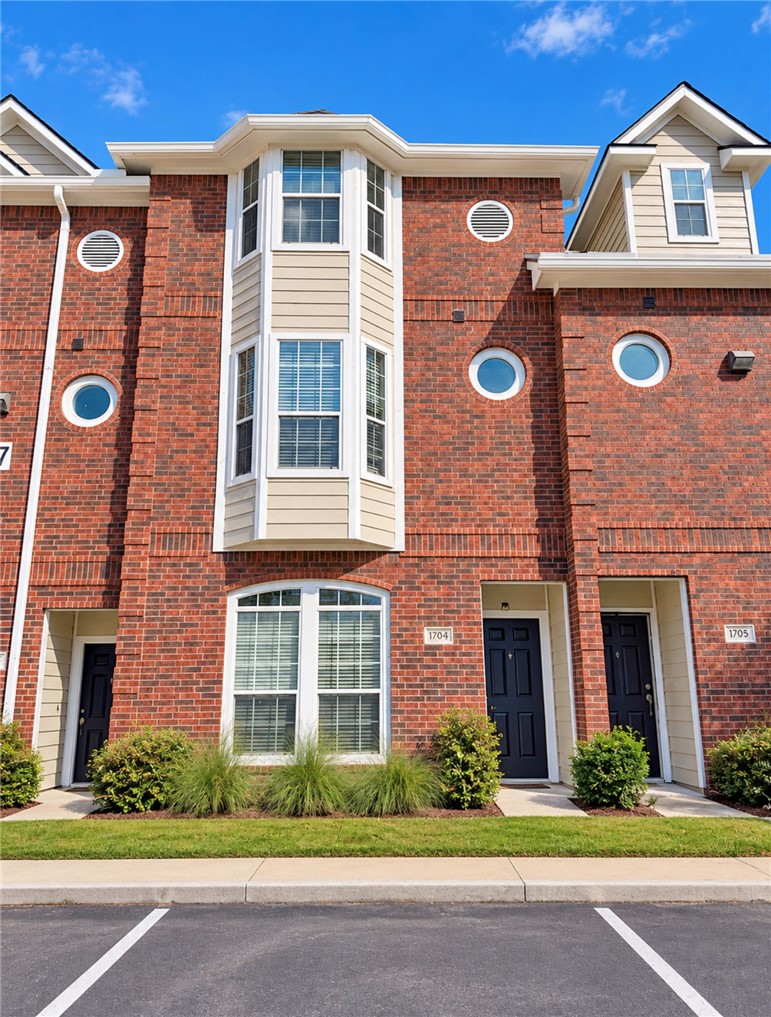 305 Holleman Drive E Unit 1704 — photo