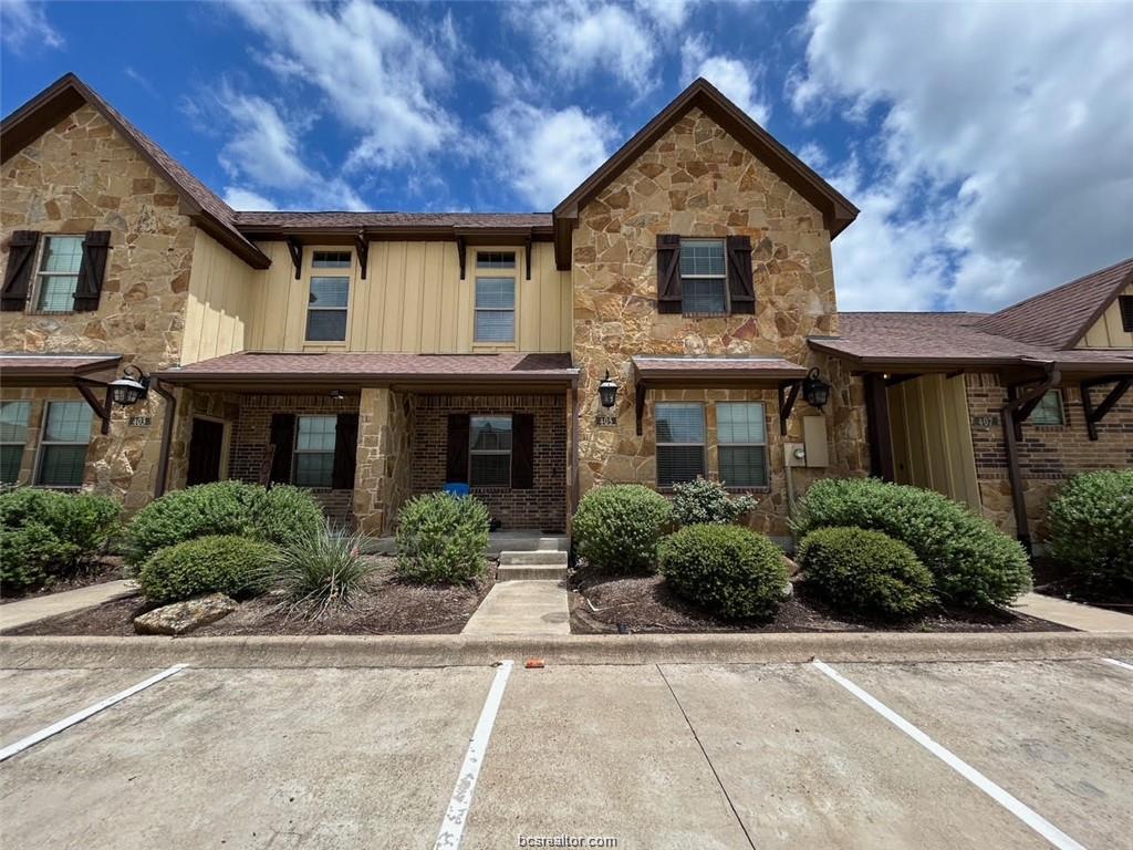 405 Baby Bear Drive — photo