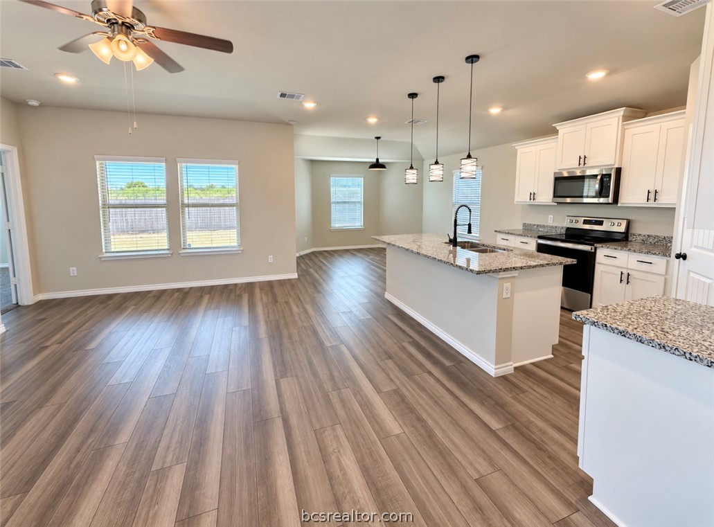 2110 Chief Street, Bryan, TX 77807 — photo 3