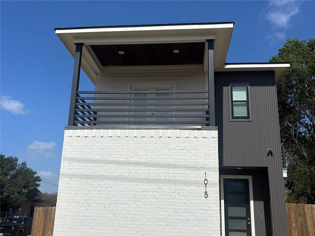 1015 Eleanor Street — photo