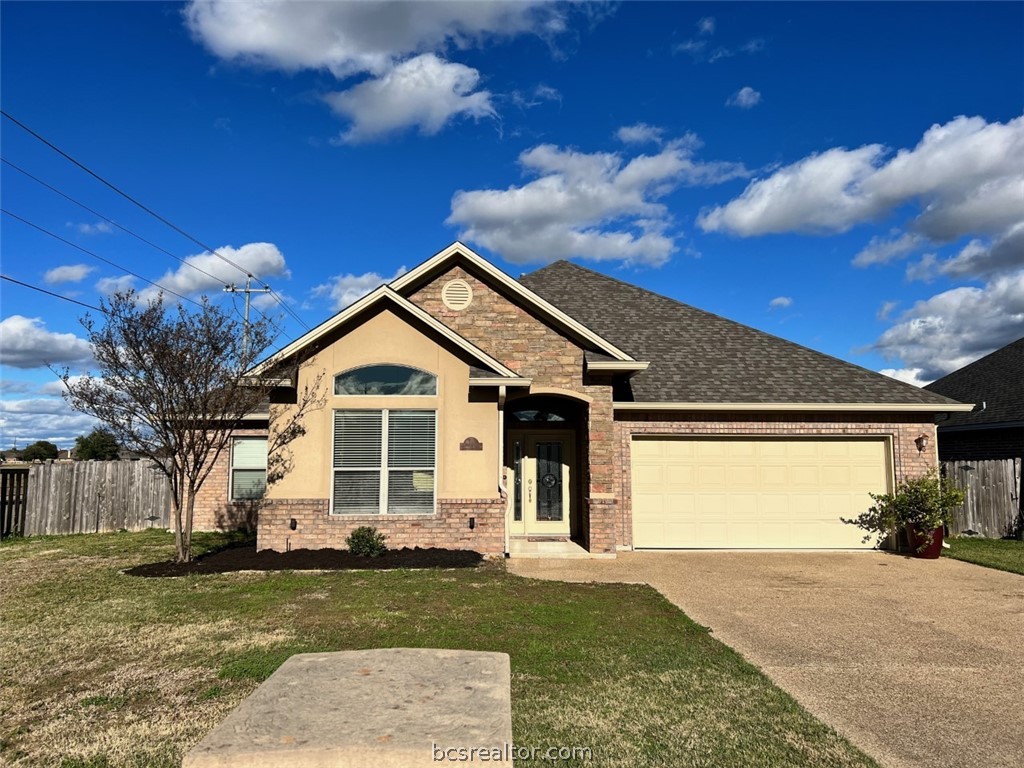 8401 Lauren Drive — photo