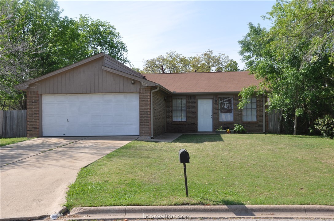 903 San Saba Drive — photo