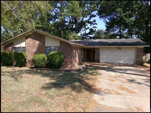 2120 Justus Loop — photo