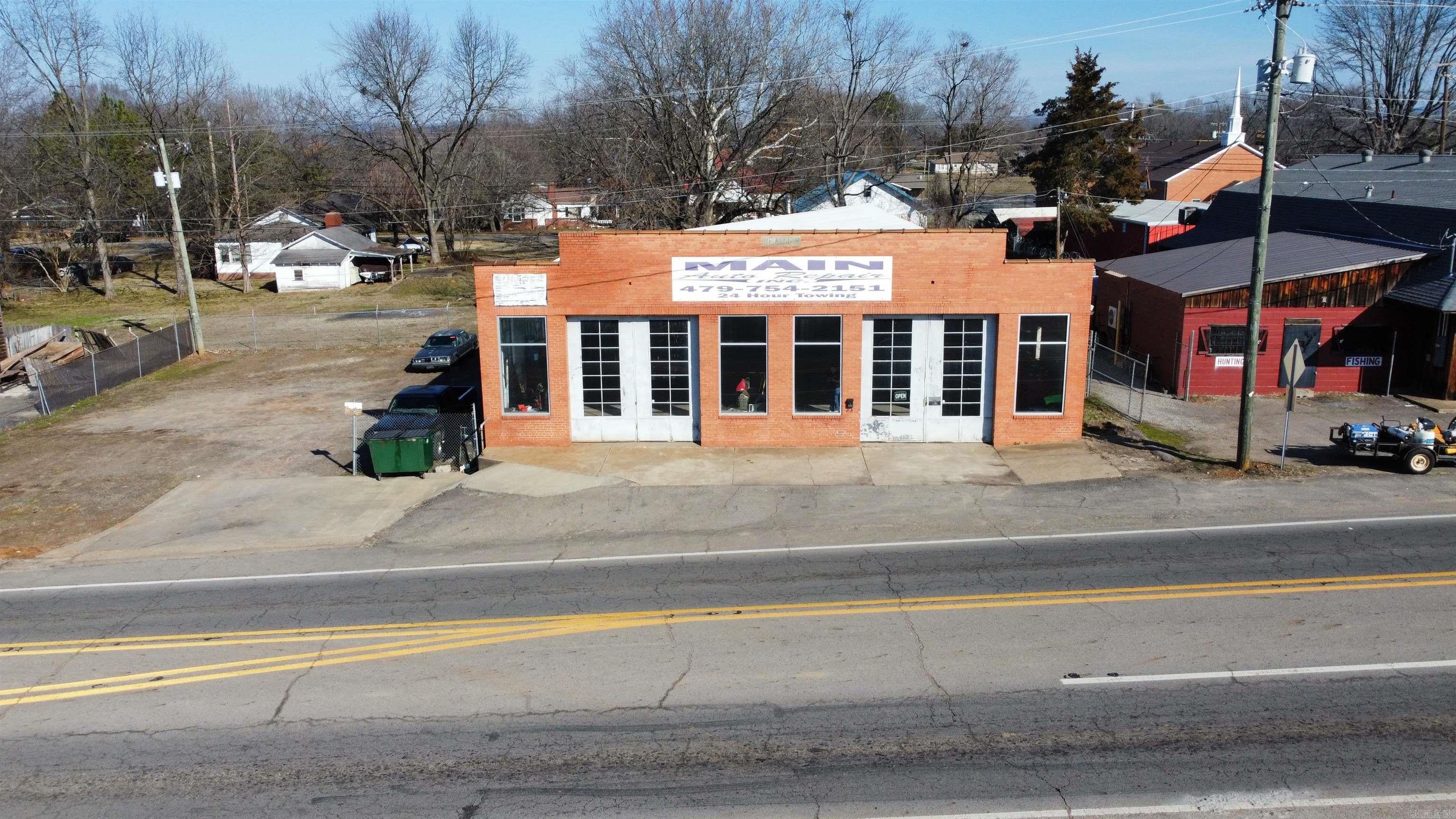 1406 W Main Street — photo