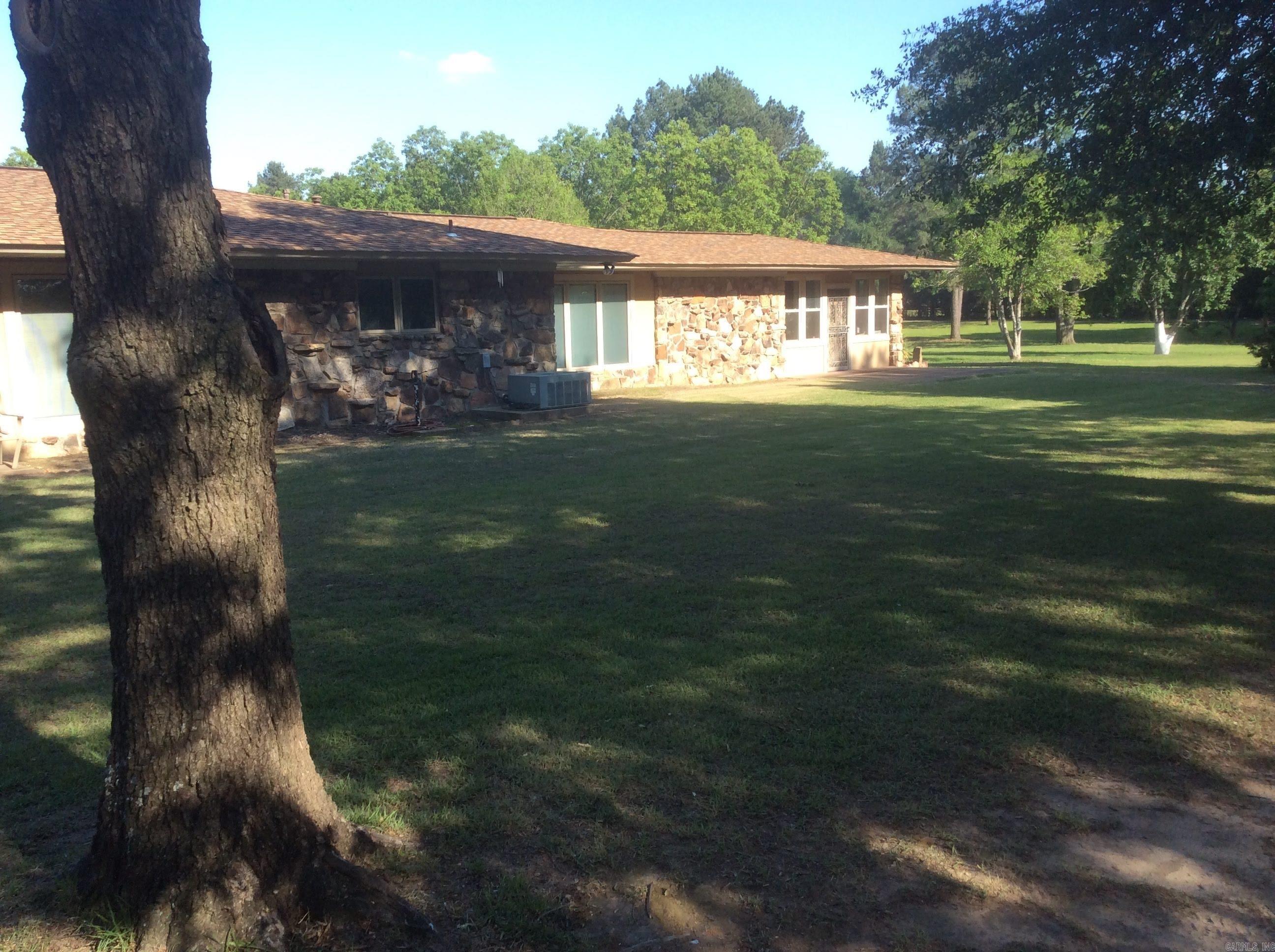 Home in Brinkley, AR 72021 — photo 2