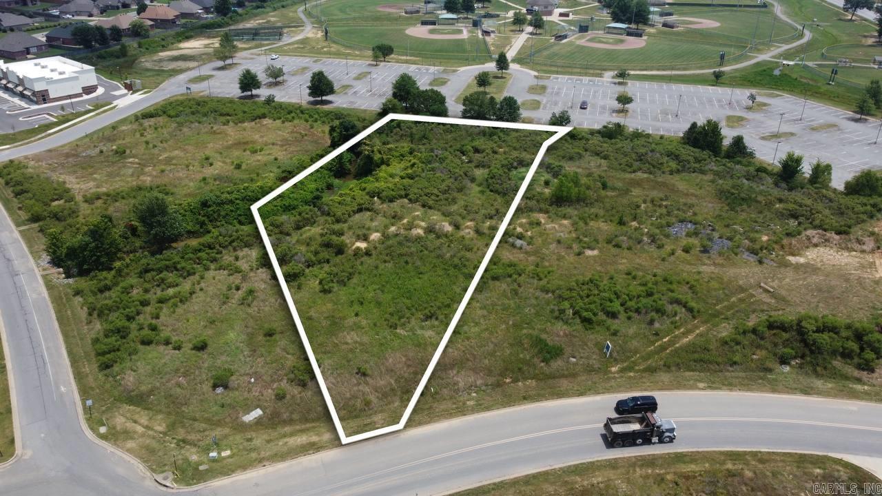 000 Country Club - White Oak — photo