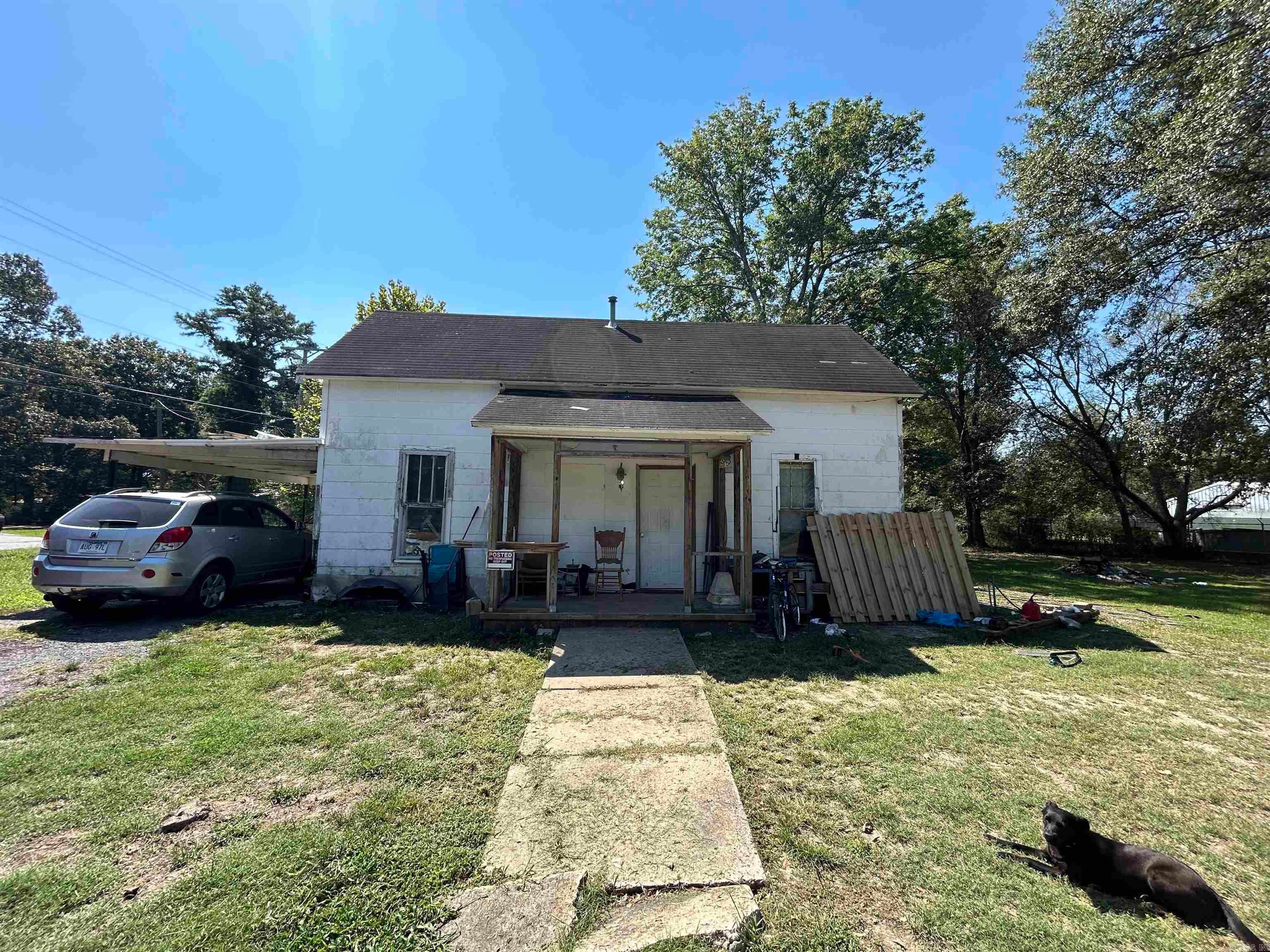 220 E Cross St — photo
