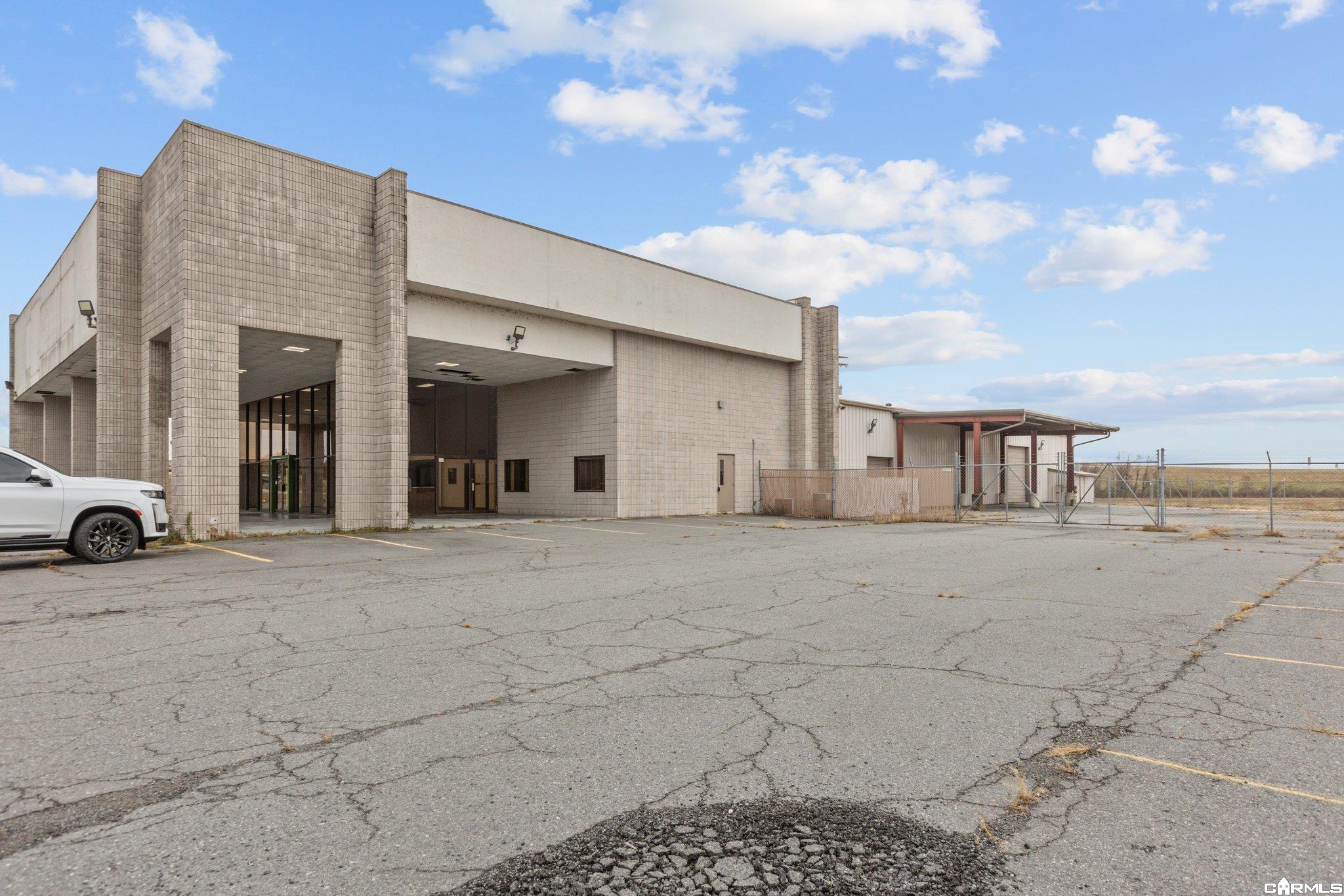 3110 Auto Drive, Pine Bluff, AR 71601 — photo 2