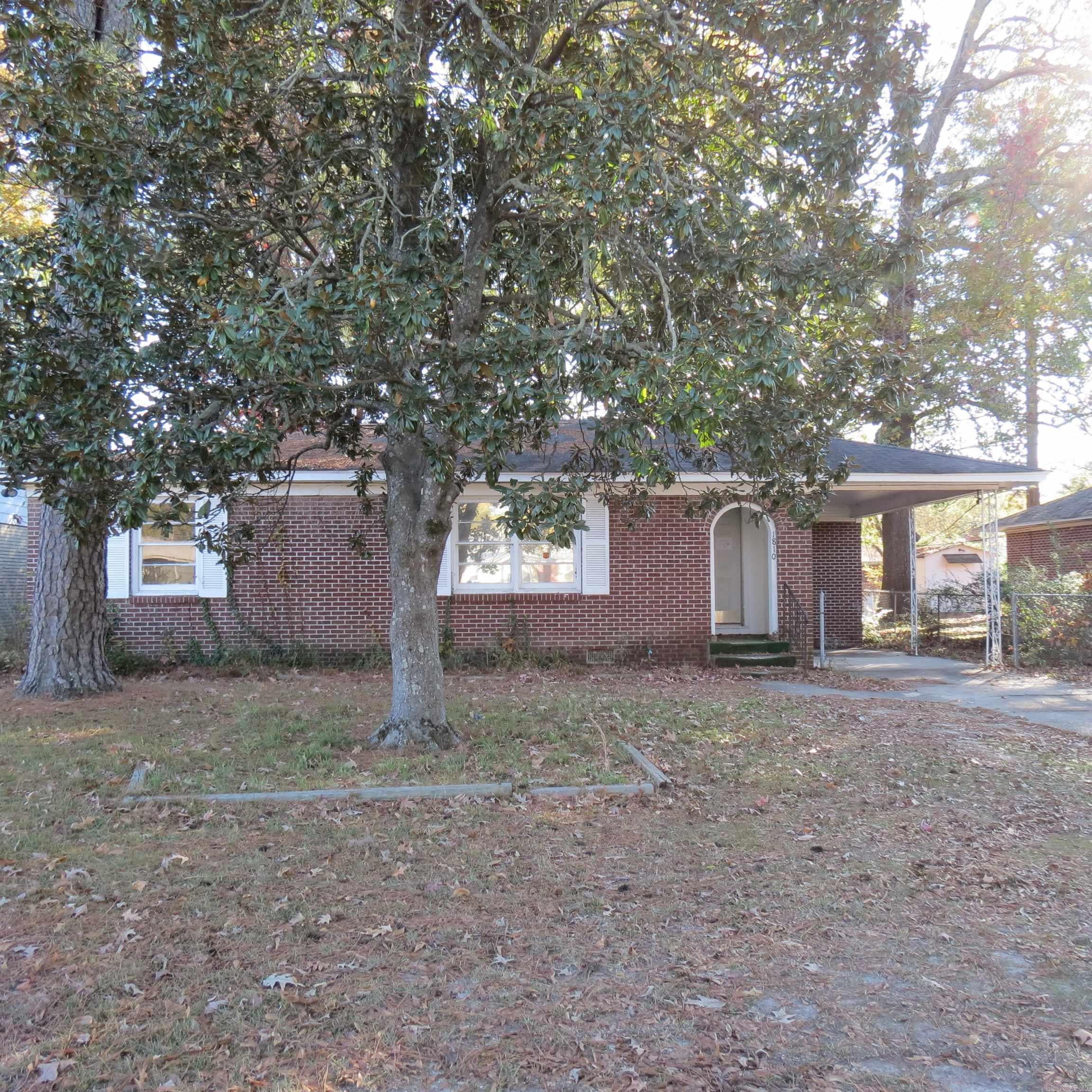 1810 W 32 — photo