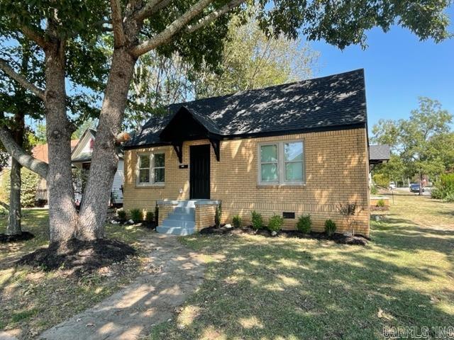 2323 S Izard Street — photo