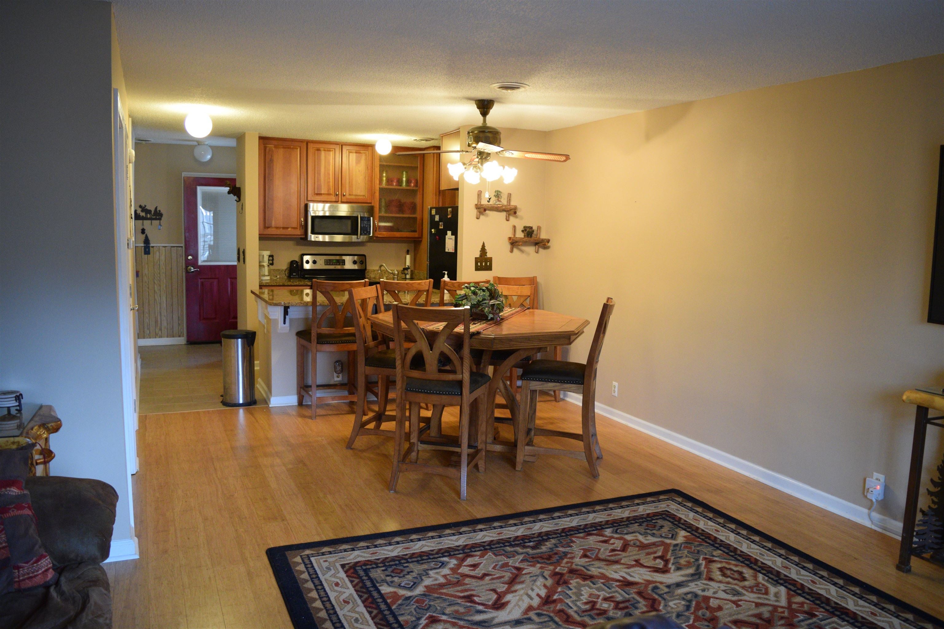 135 #97 Hillview Drive — photo