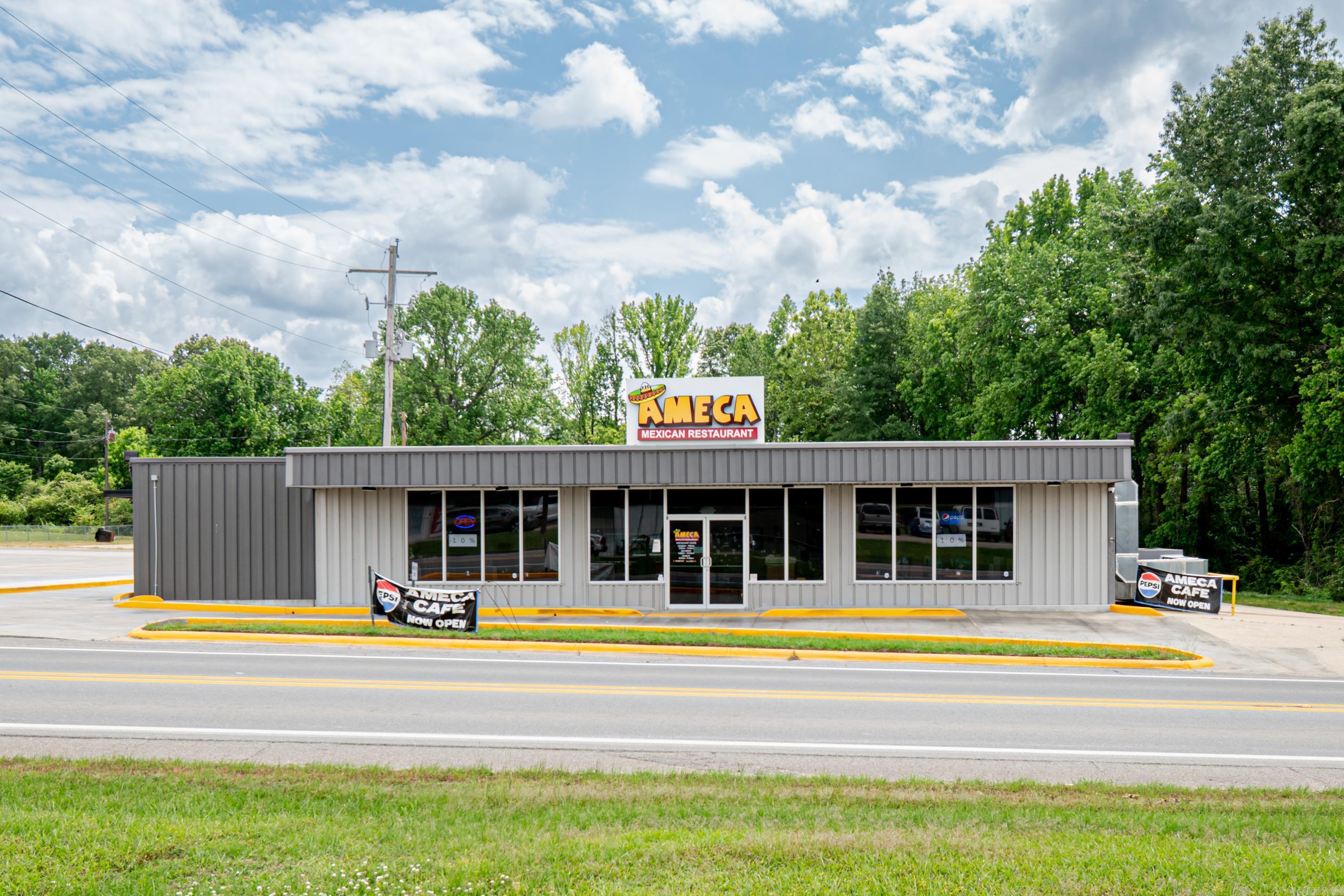 810 Highway 278 — photo