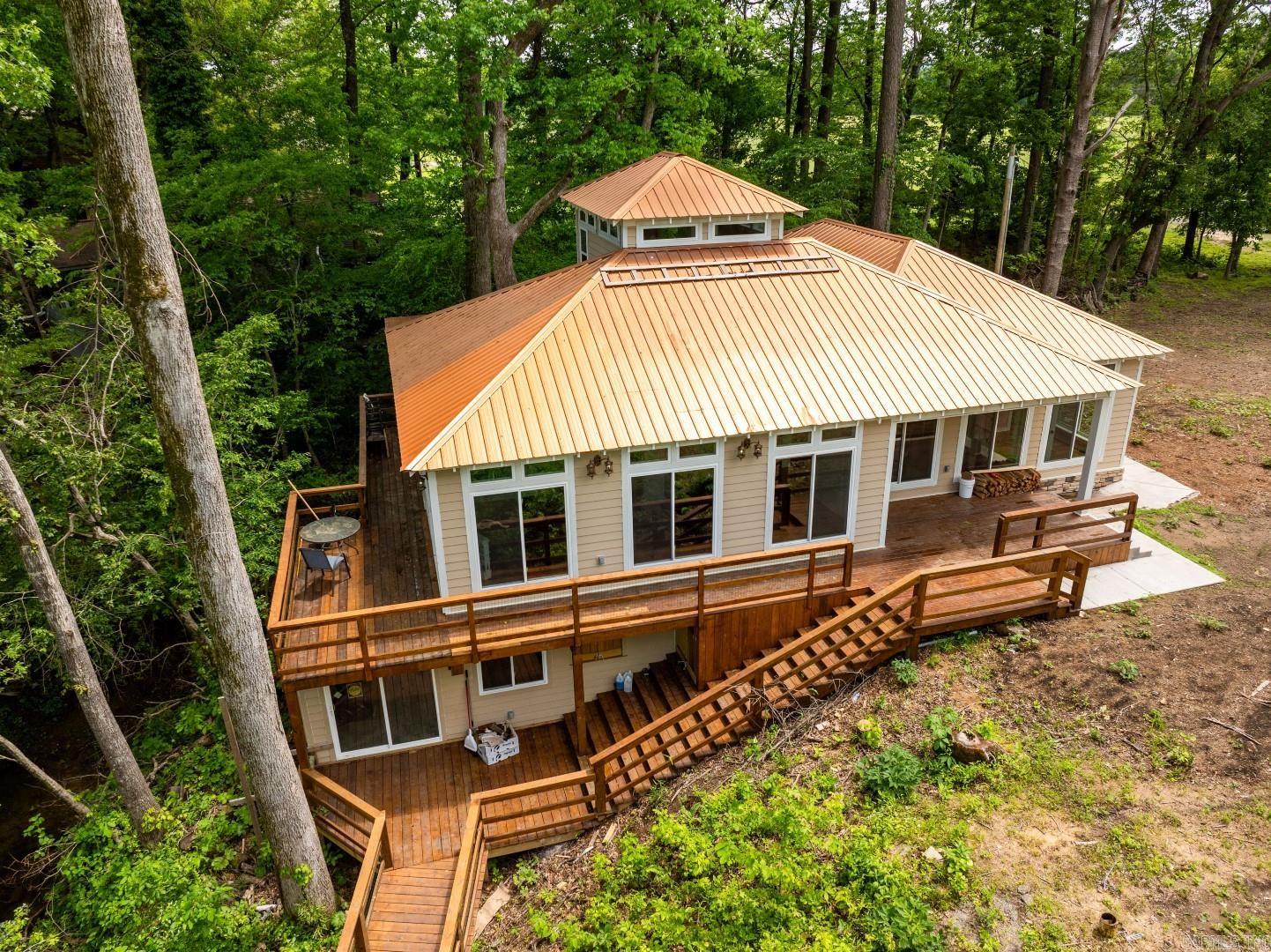 601 River Drive — photo
