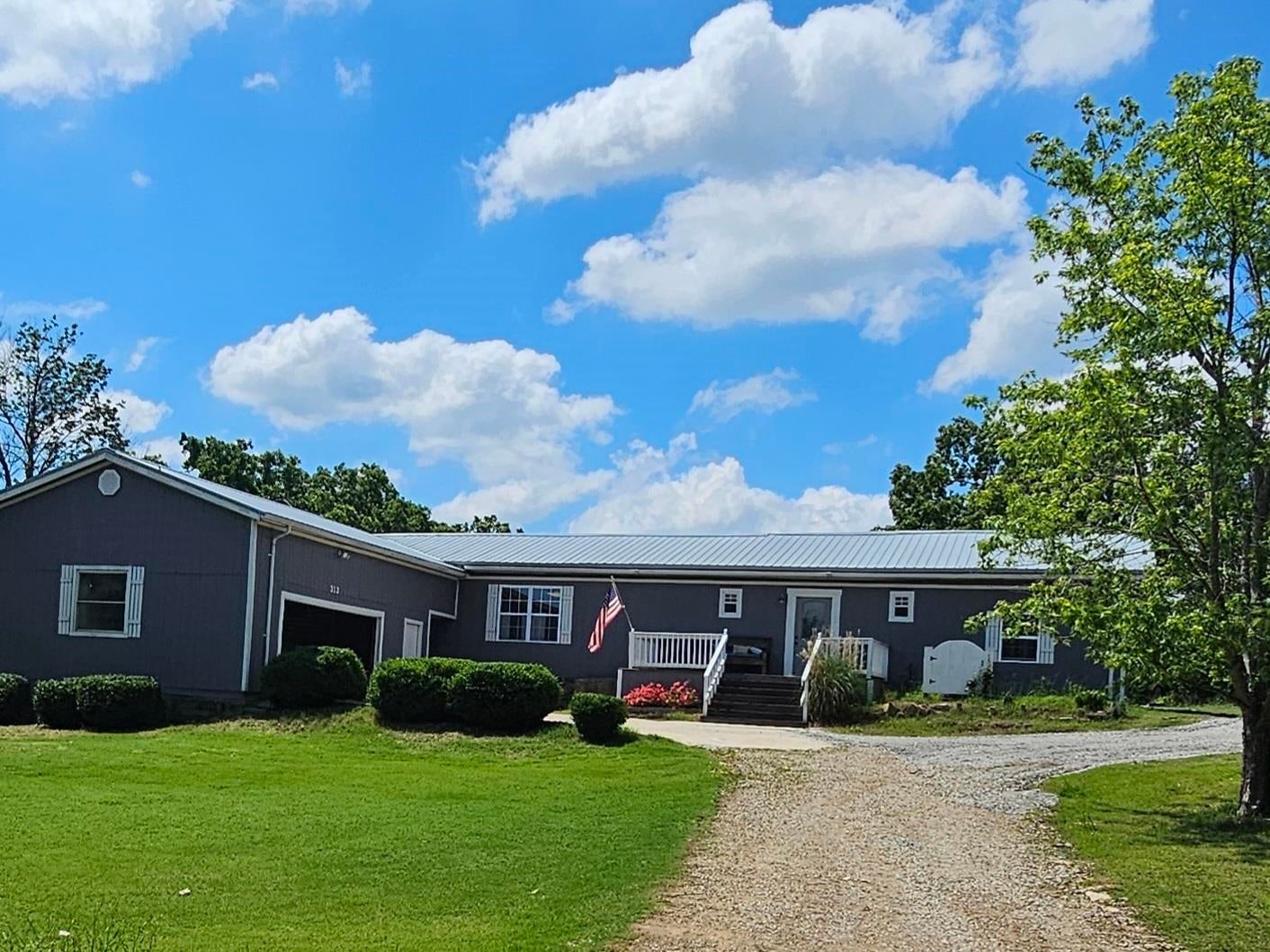 313 Fairway Drive — photo
