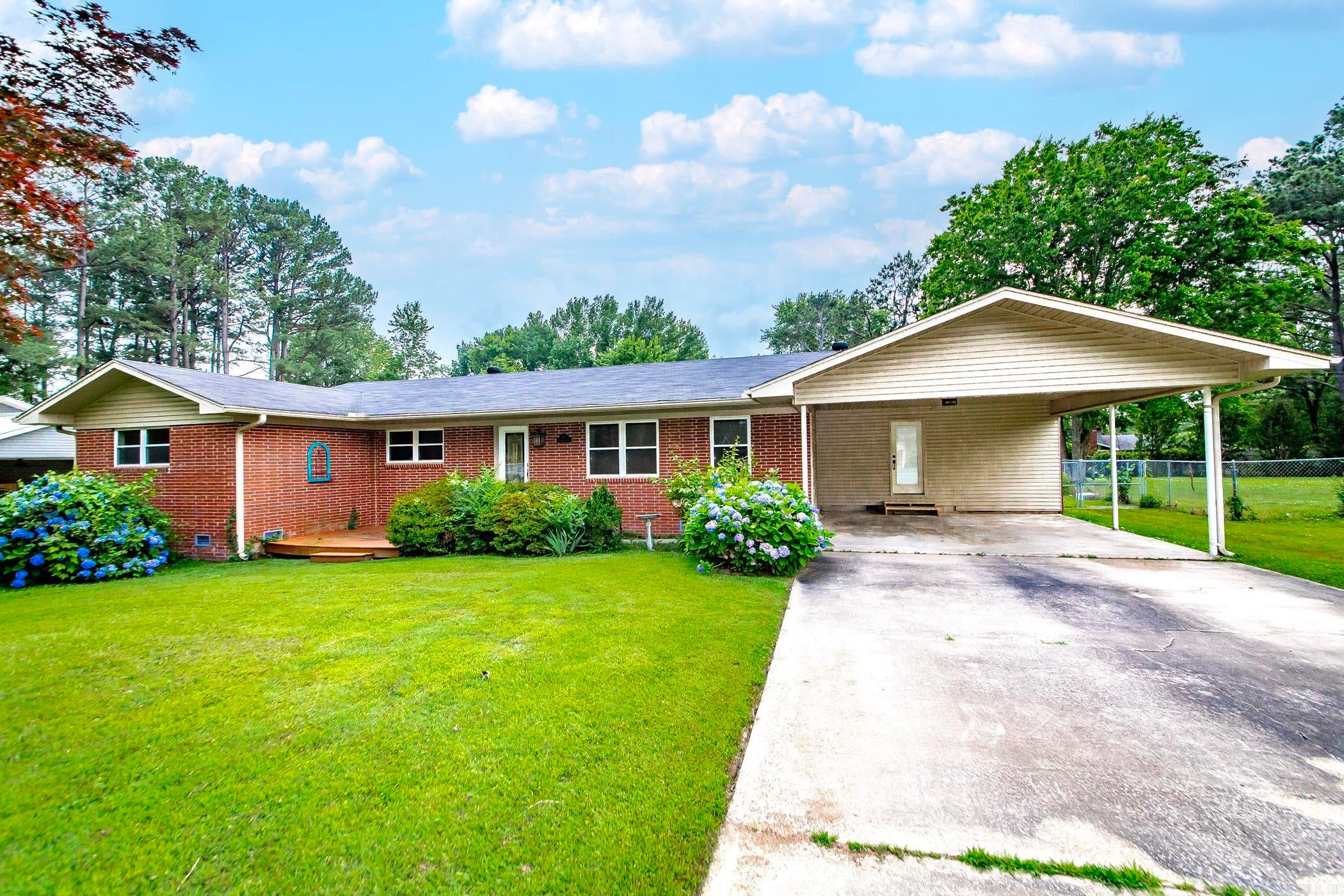 416 Sunset Drive — photo