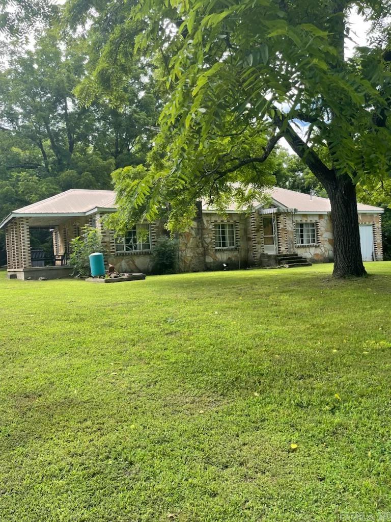 366 Hillhollow Road — photo