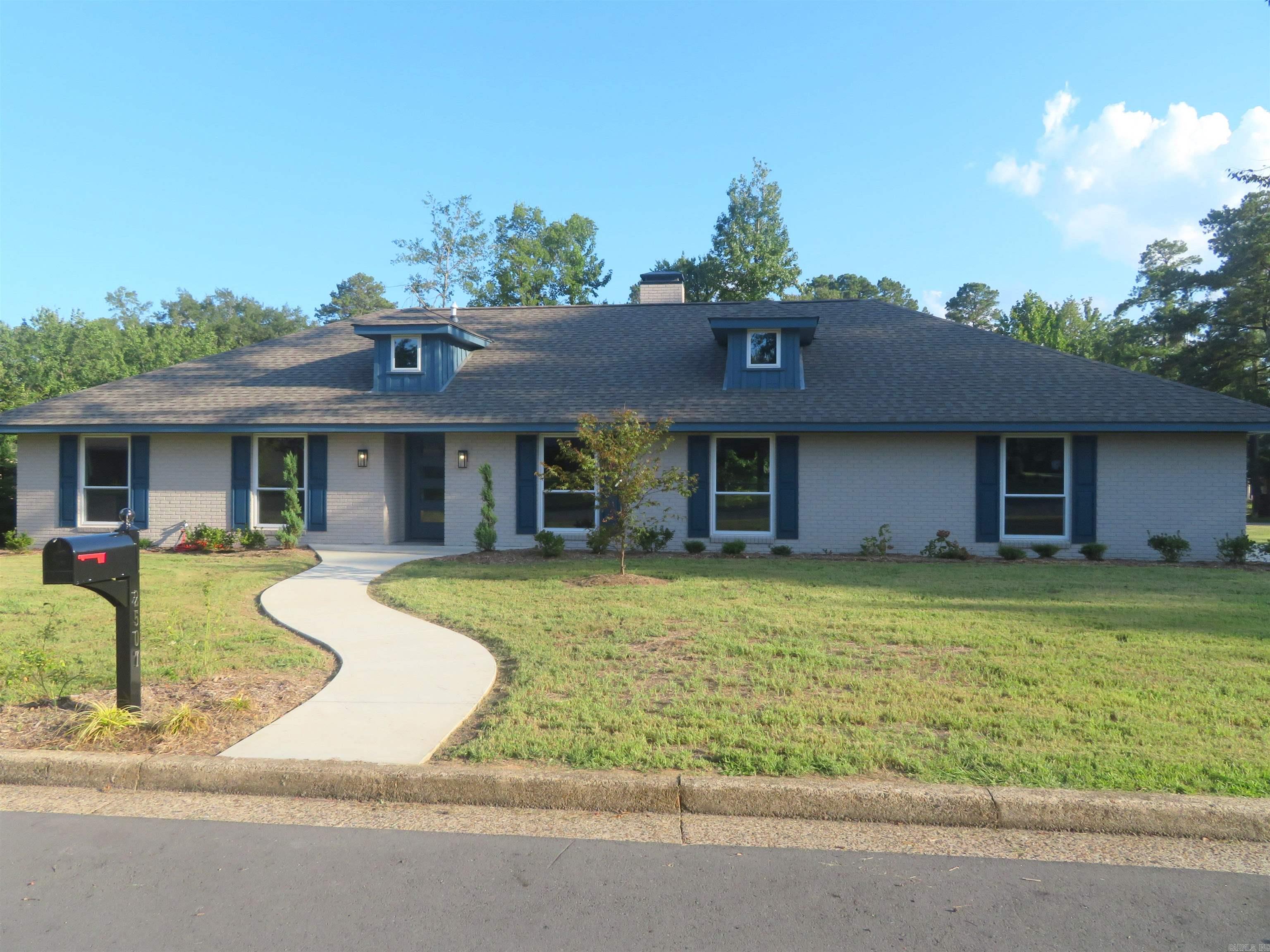 2507 Yorkshire Drive — photo