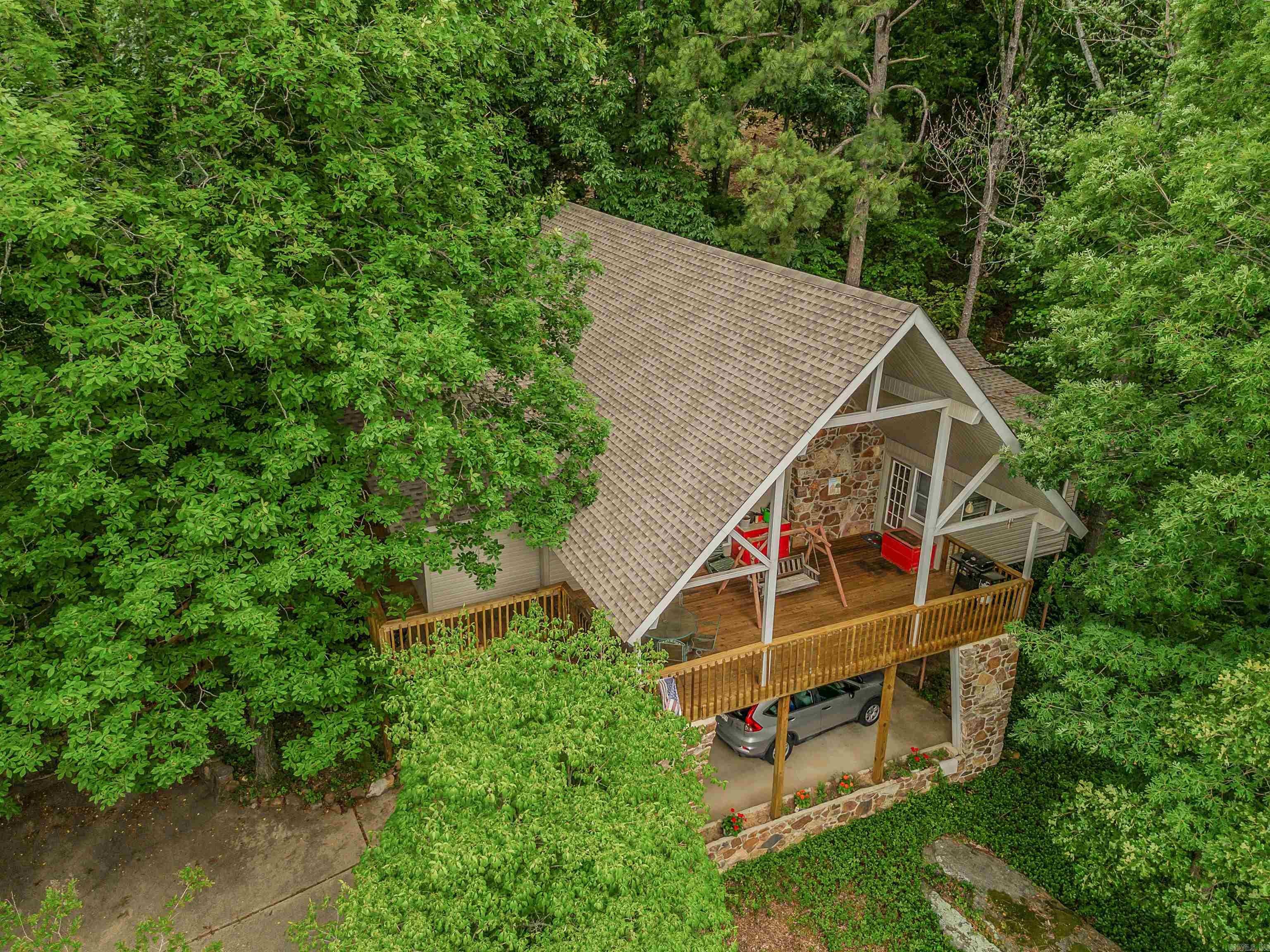 236 Lakedwellers Rd. — photo