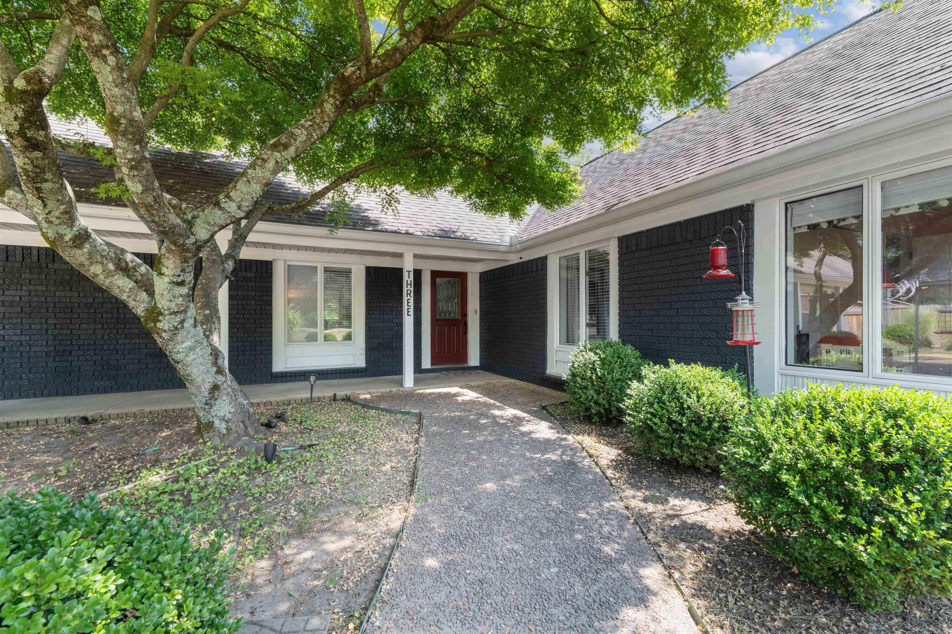 3 Water Way Dr — photo