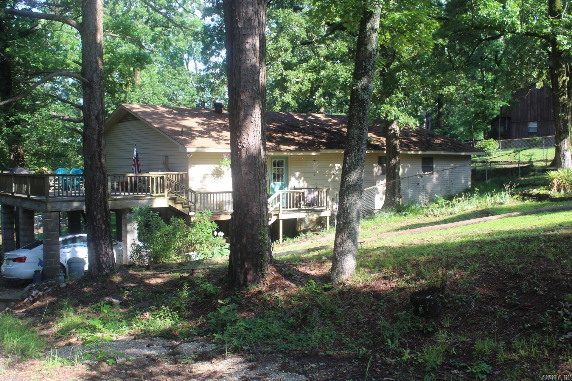 104 Sunset Drive — photo