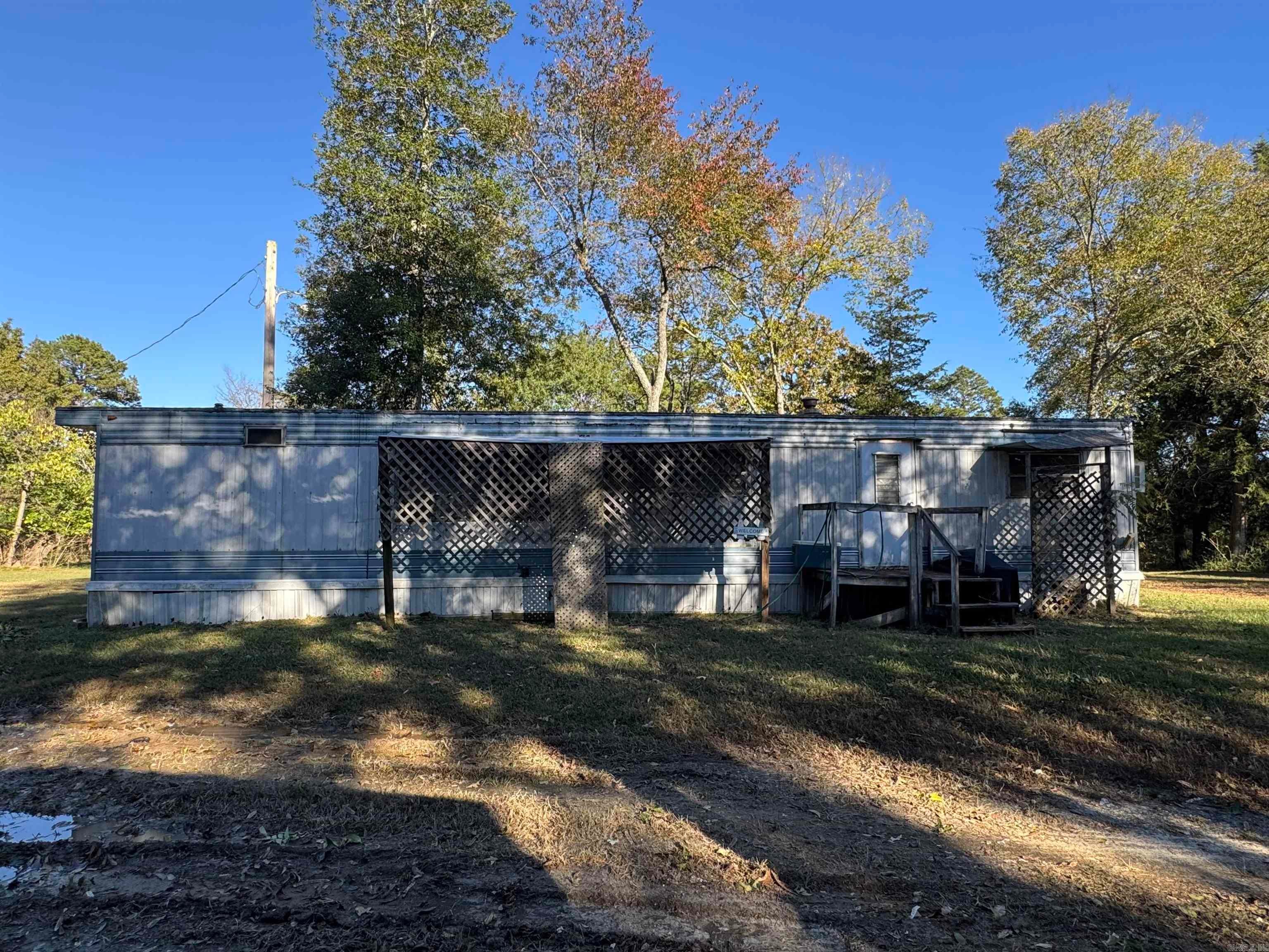 112 Breezy Lane — photo