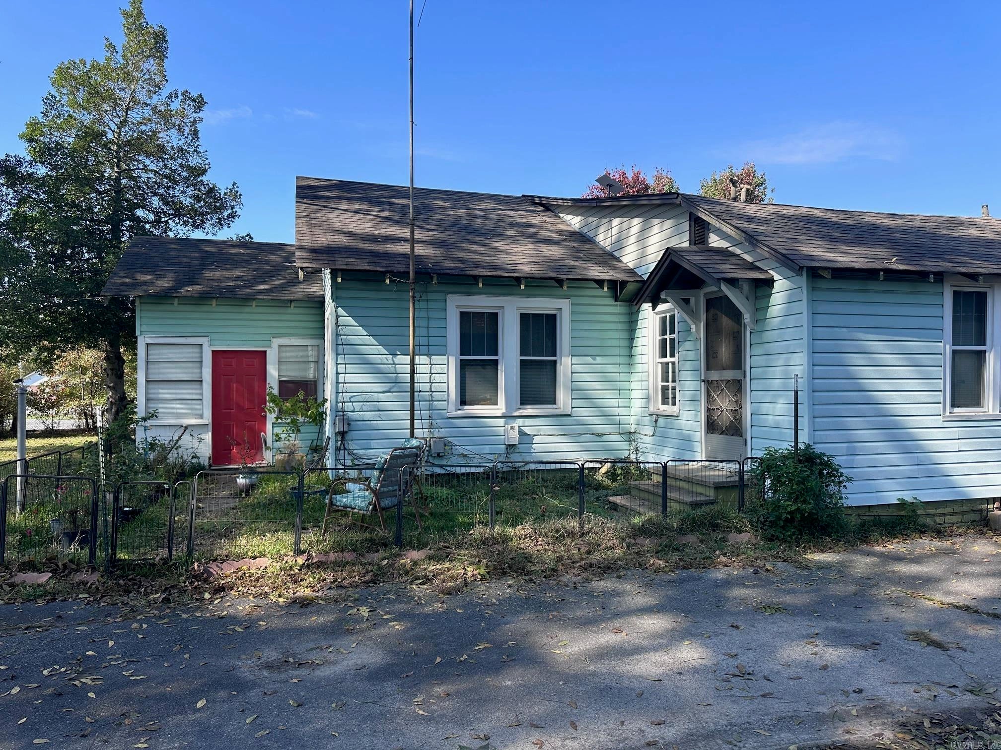5309 Dollarway Road — photo