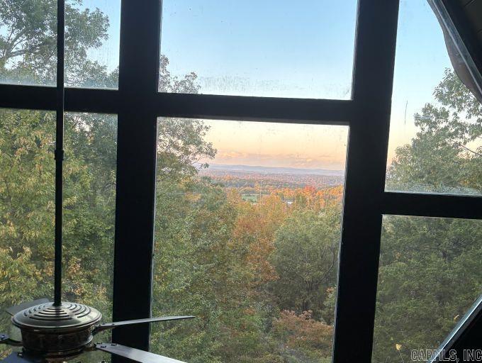 Home in Hot Springs National Park, AR 71913 — photo 2