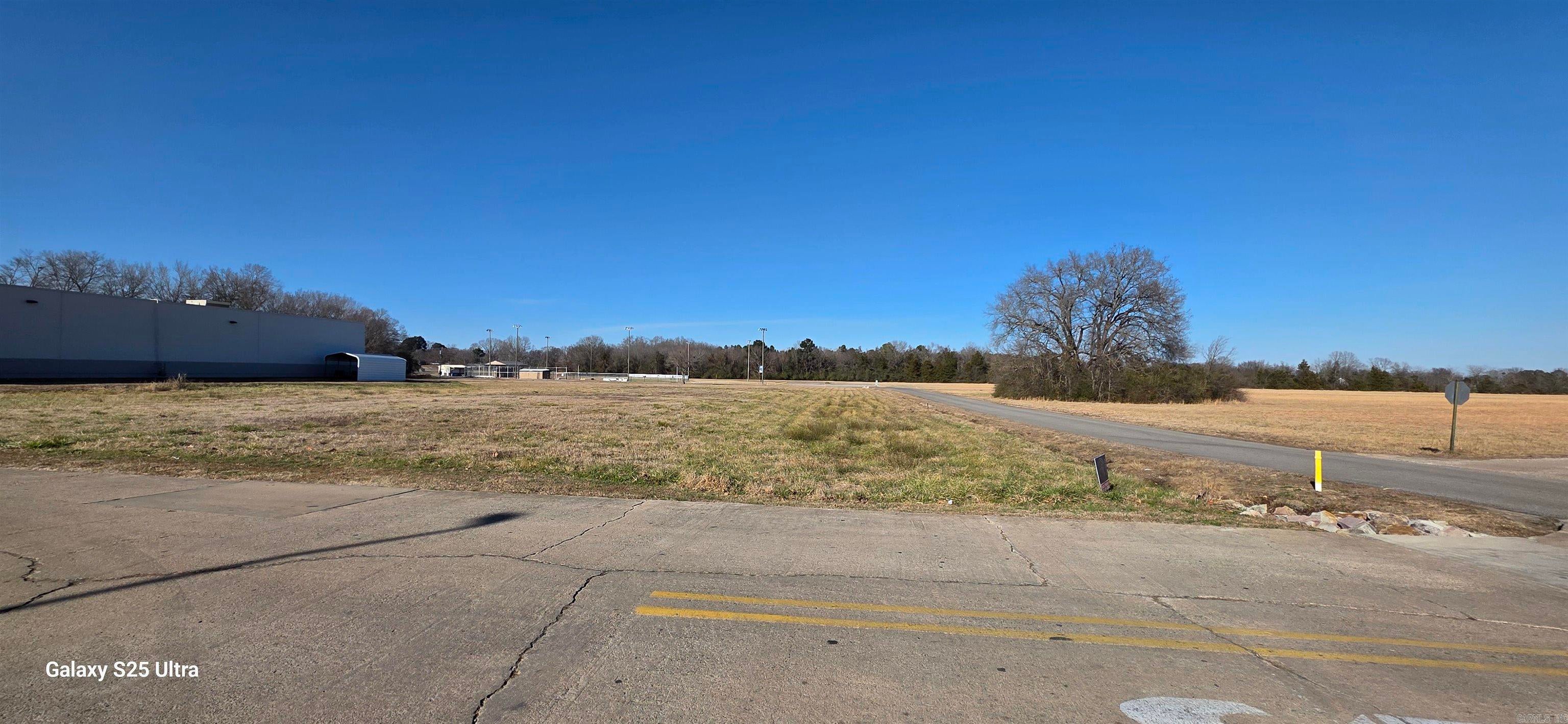 Home in Paris, AR 72855 — photo 3