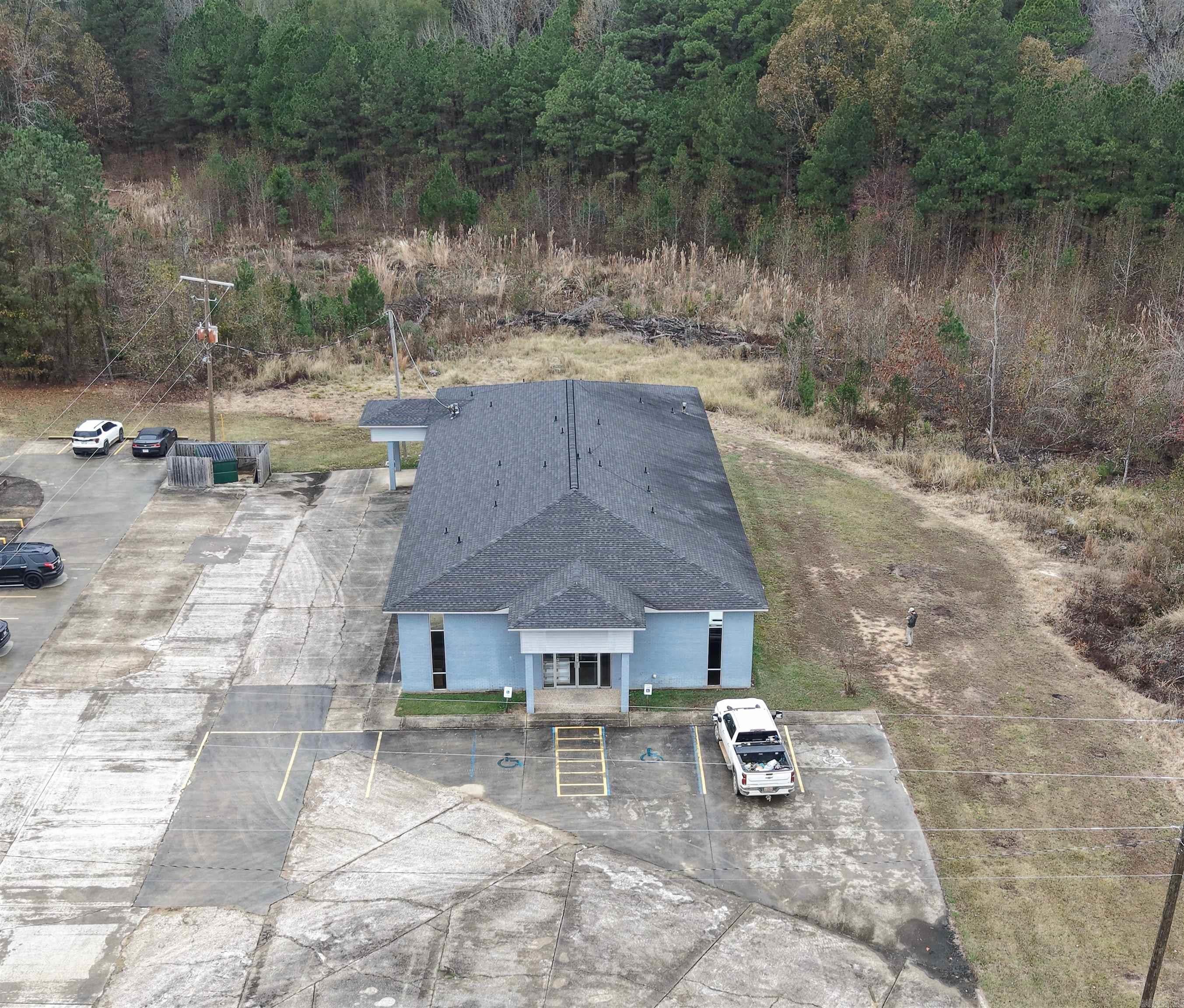 750 Hl Ross Drive — photo