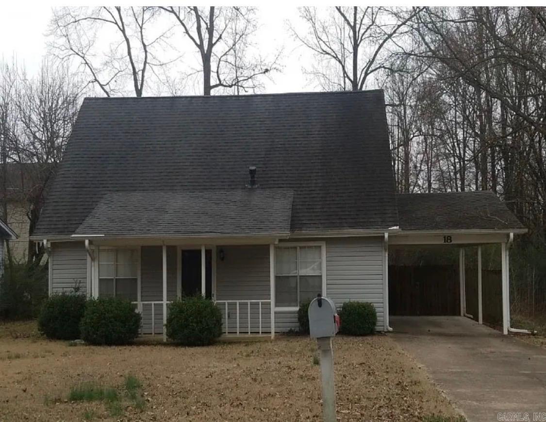 18 Woodbriar Dr — photo