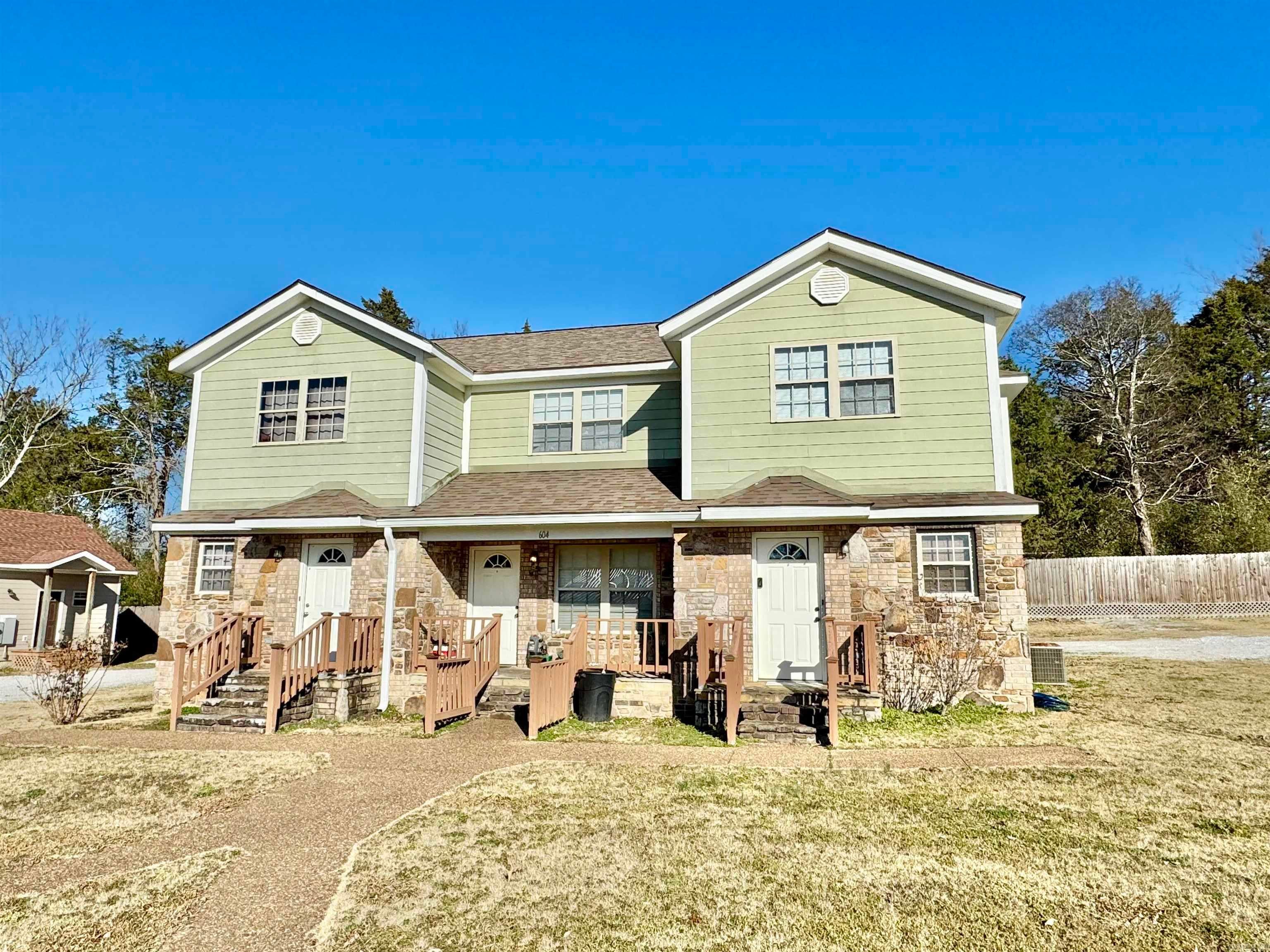 604 Frances Cove Apts. a-D — photo