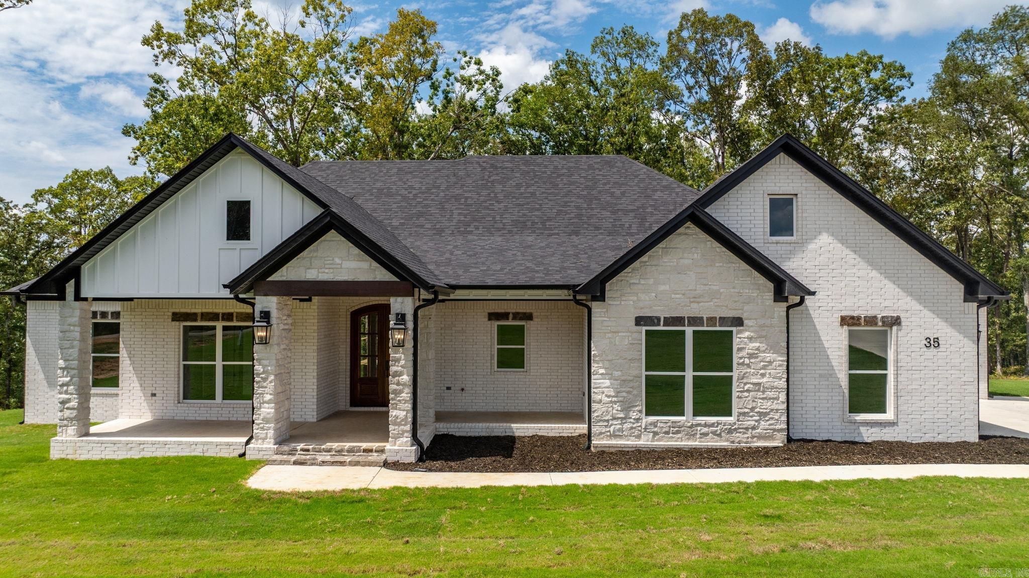 35 Elrod Drive — photo