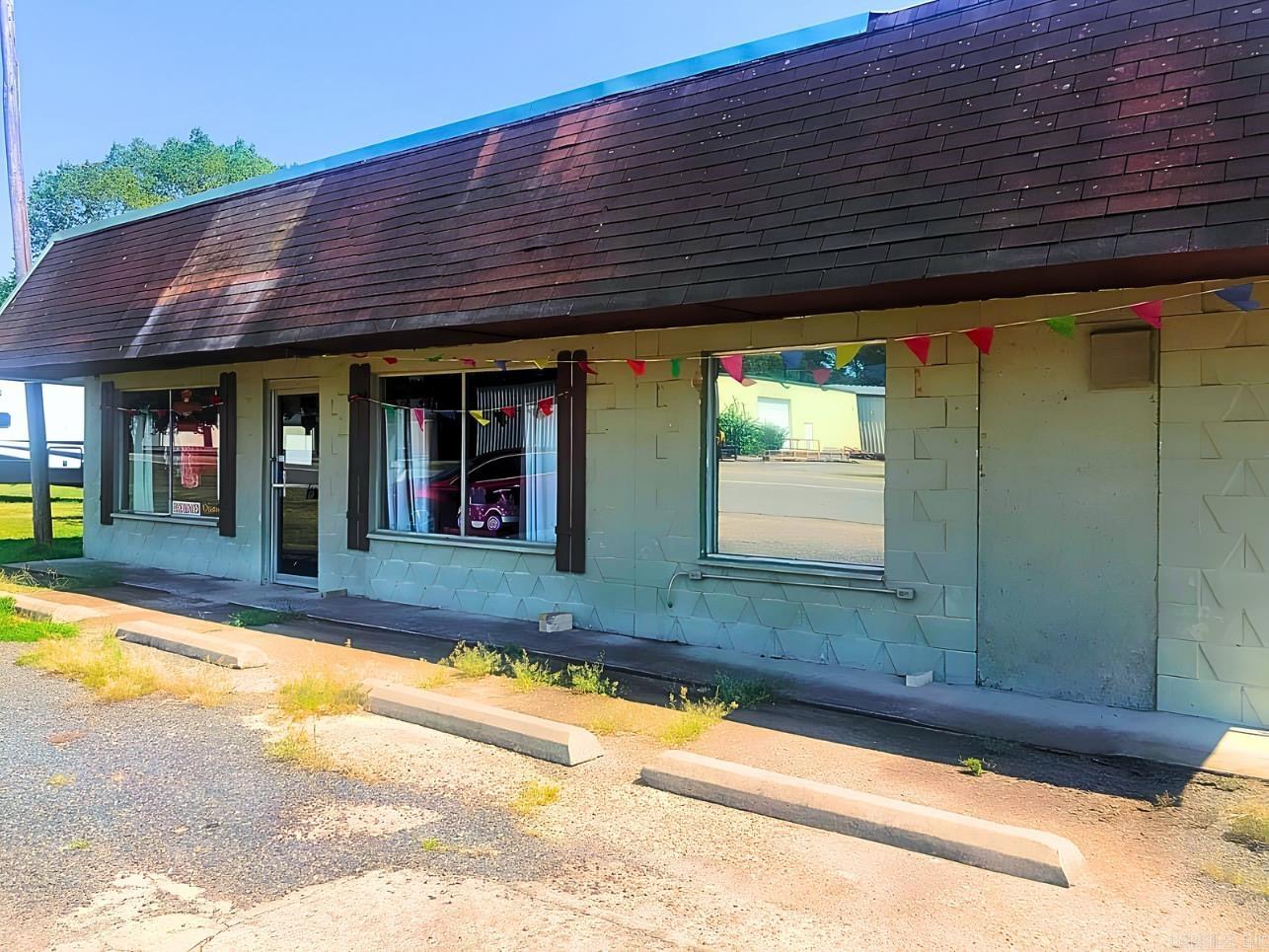 715 W Main St Highway — photo