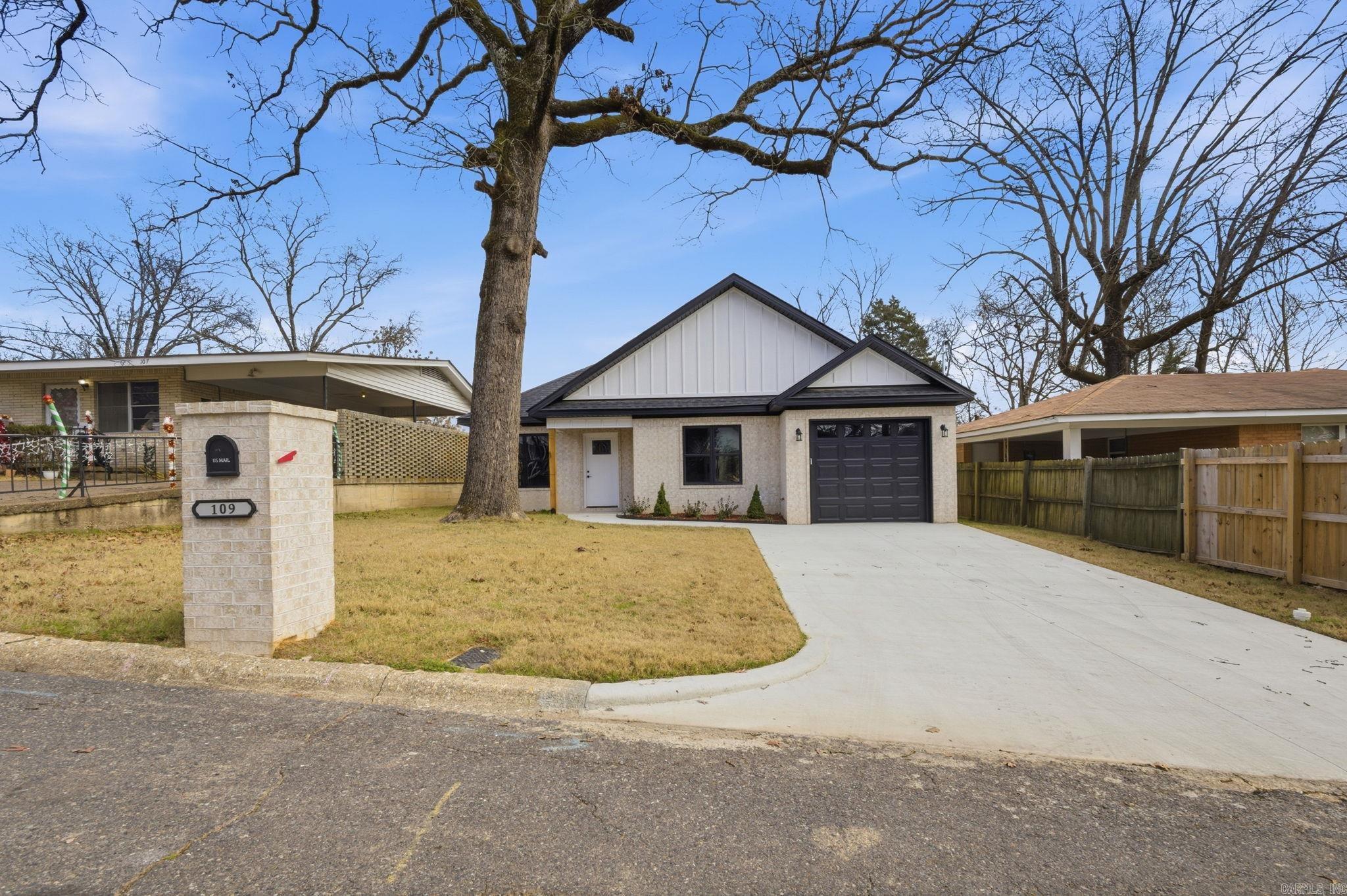109 Chitwood Street — photo