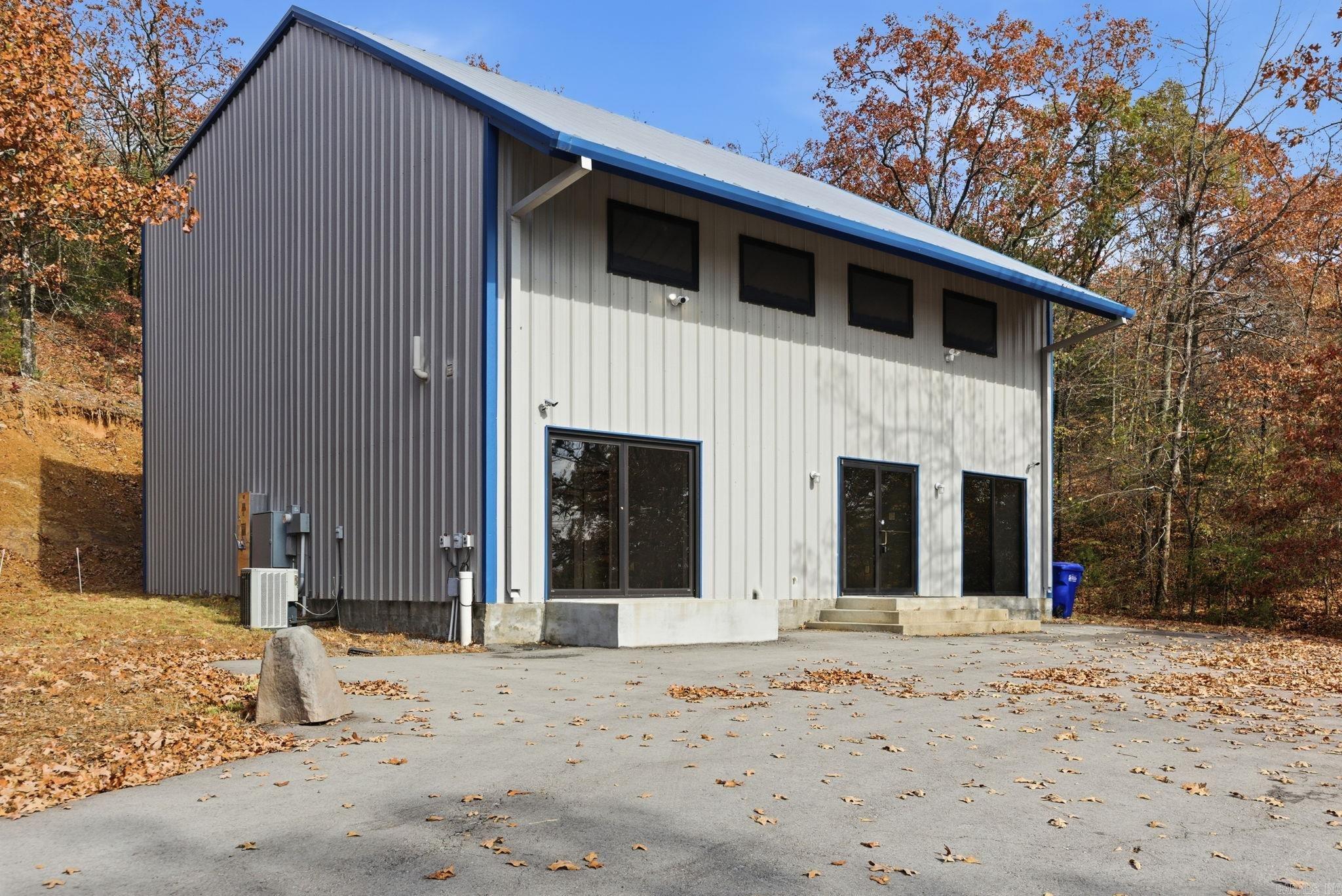 183 Lower Ridge Road — photo
