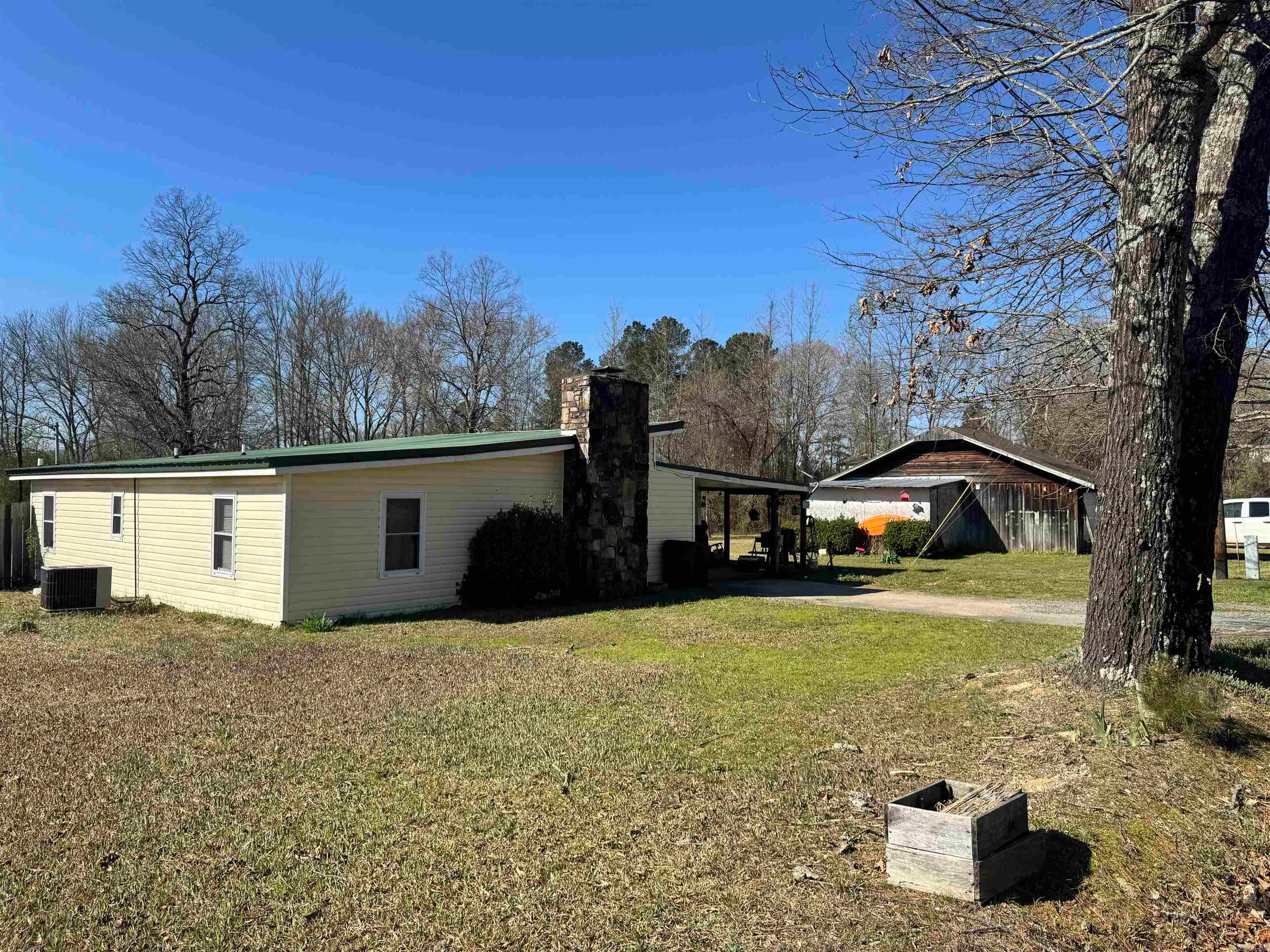 2812 Westmoreland Street — photo