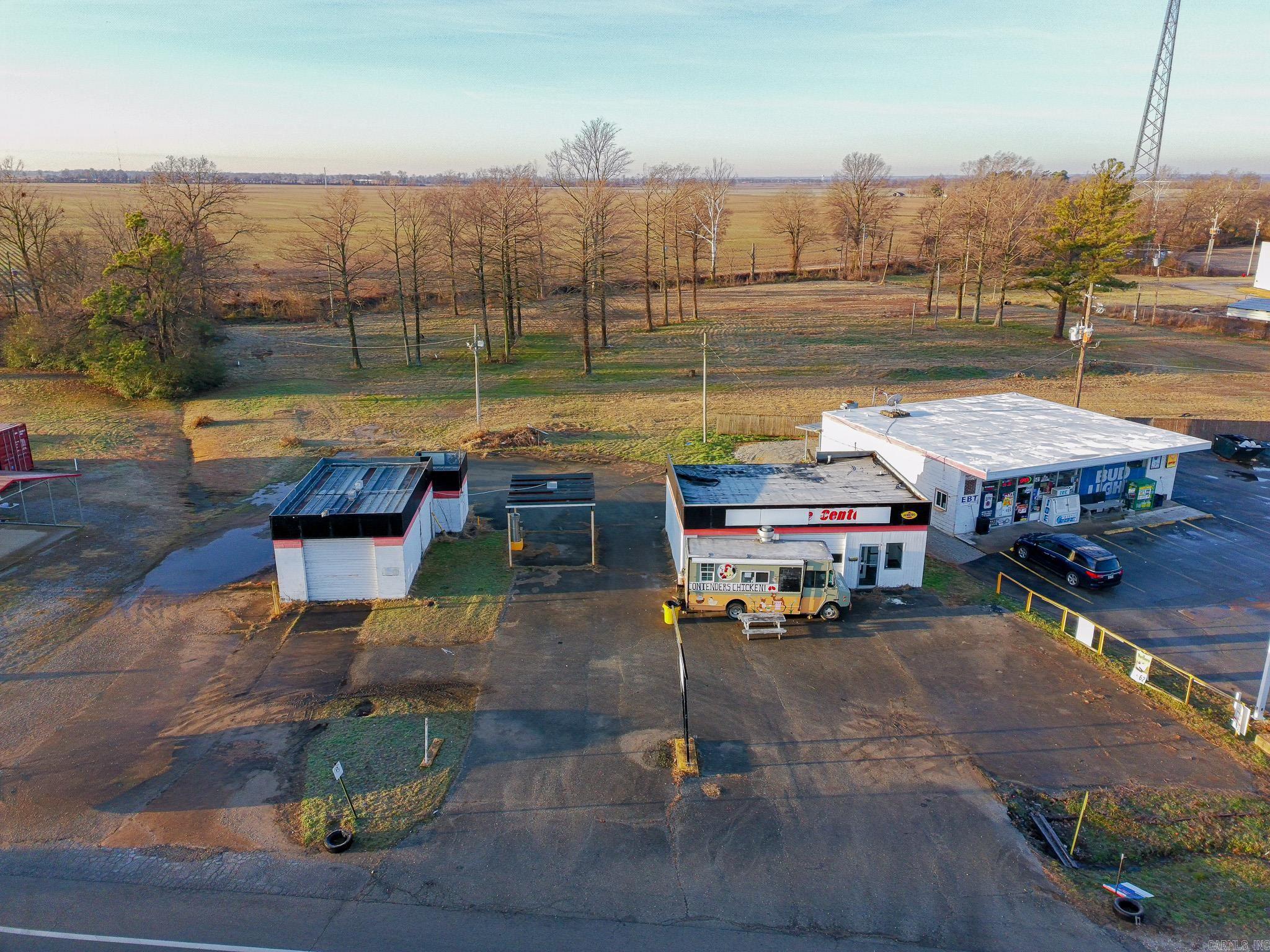 545 S Hwy 463 — photo