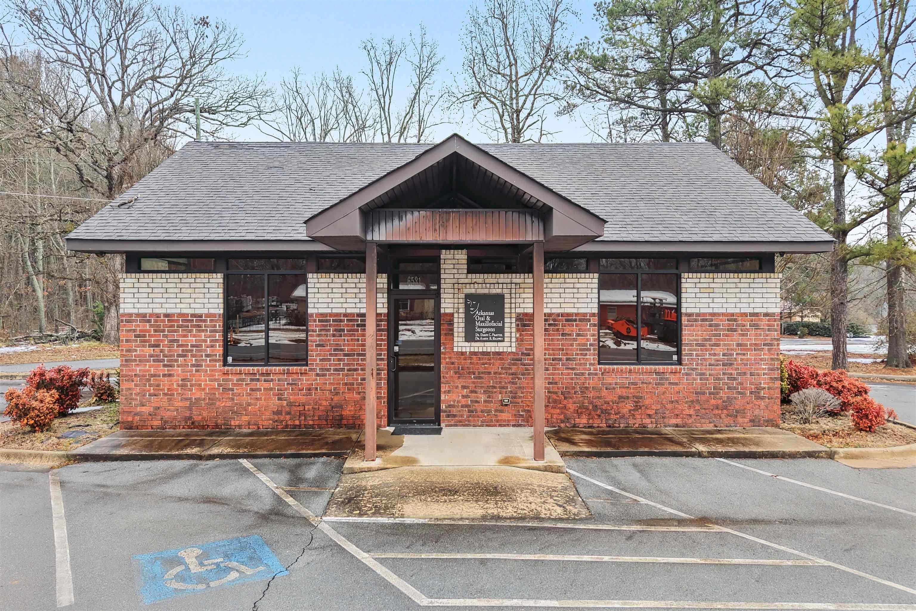 6531 Sheridan Road — photo