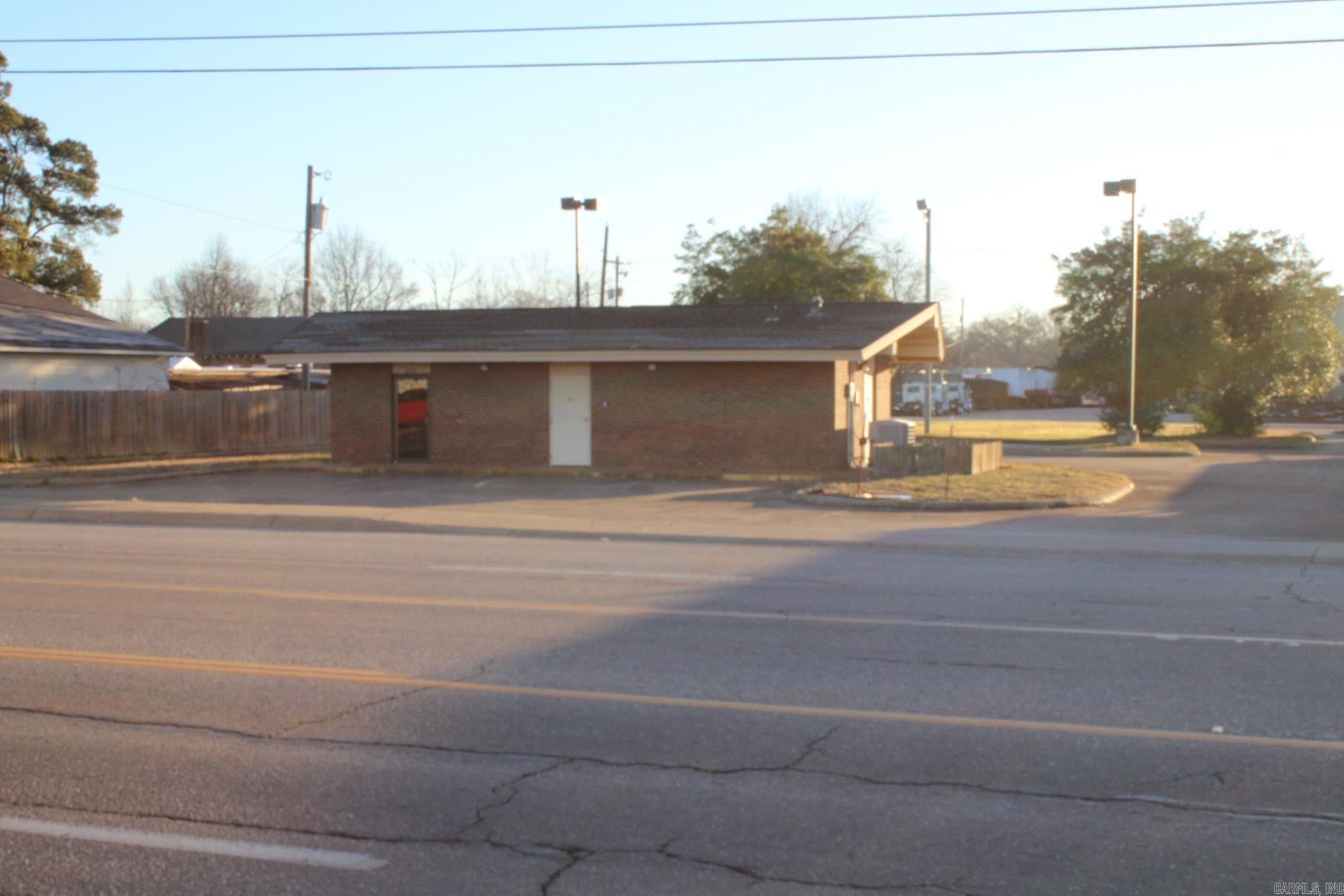 1101 S Fourth Street — photo