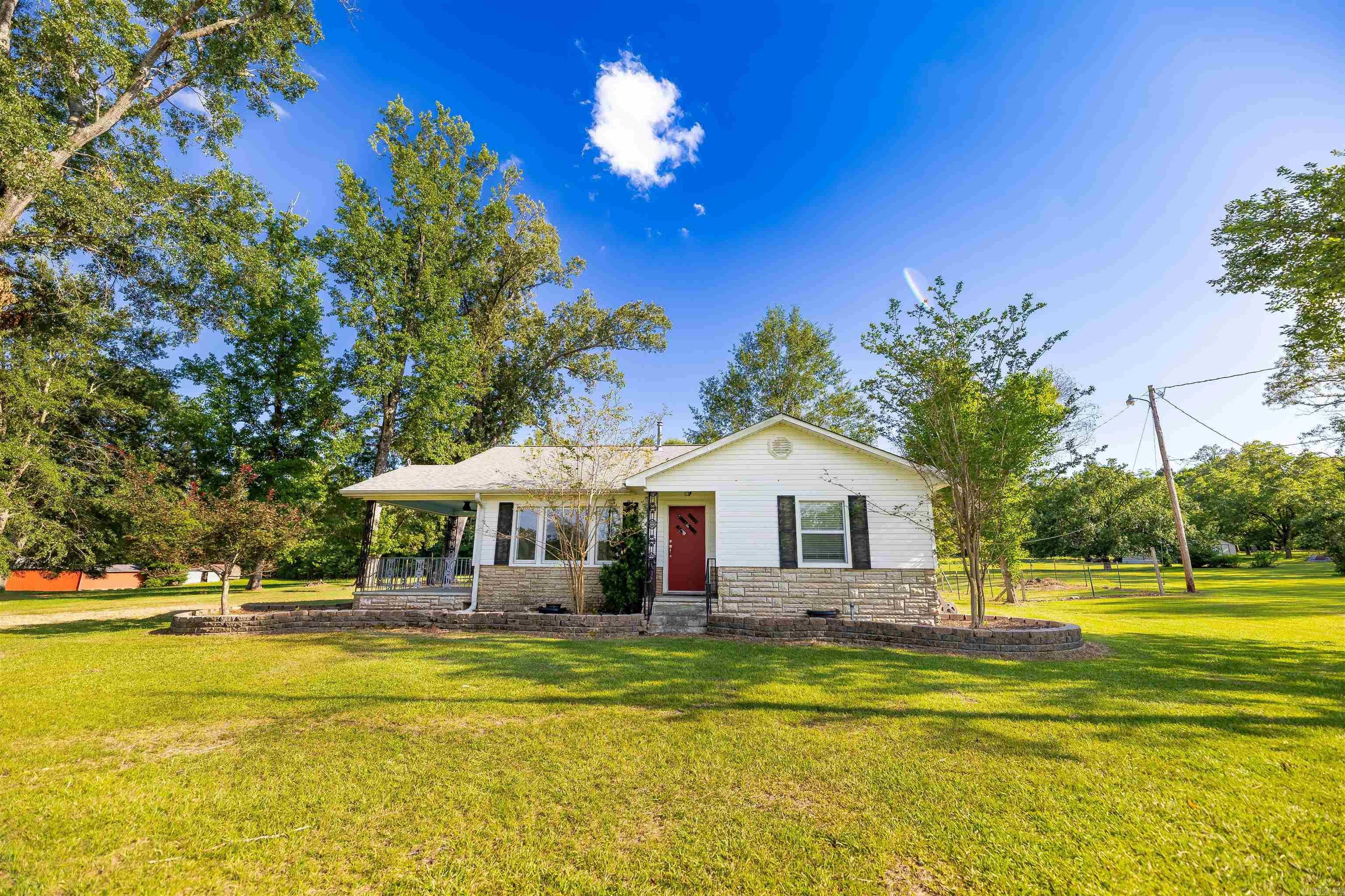 1515 Carroll Rd — photo