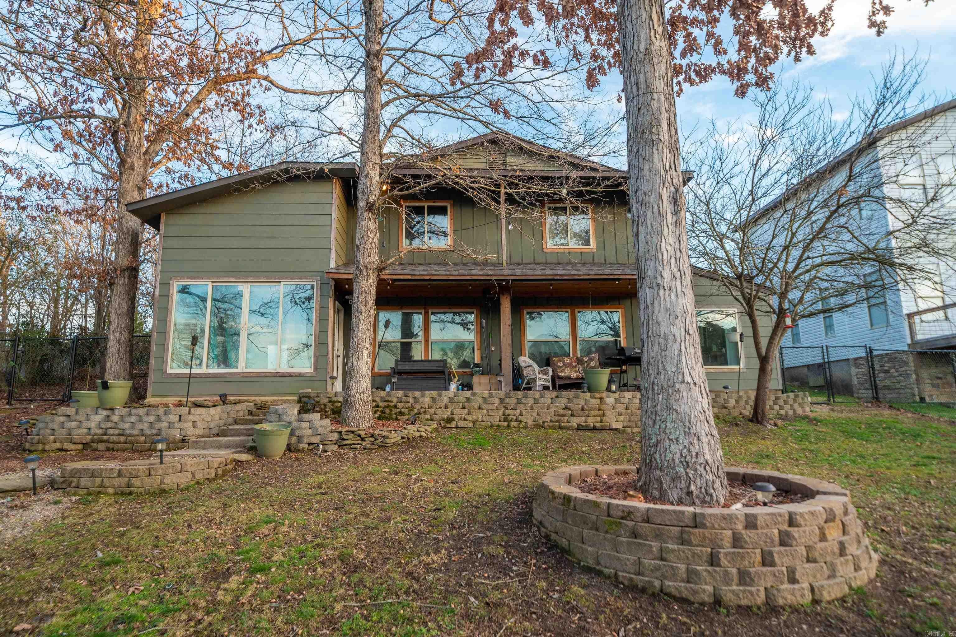 111 Loveless Ln Lane — photo