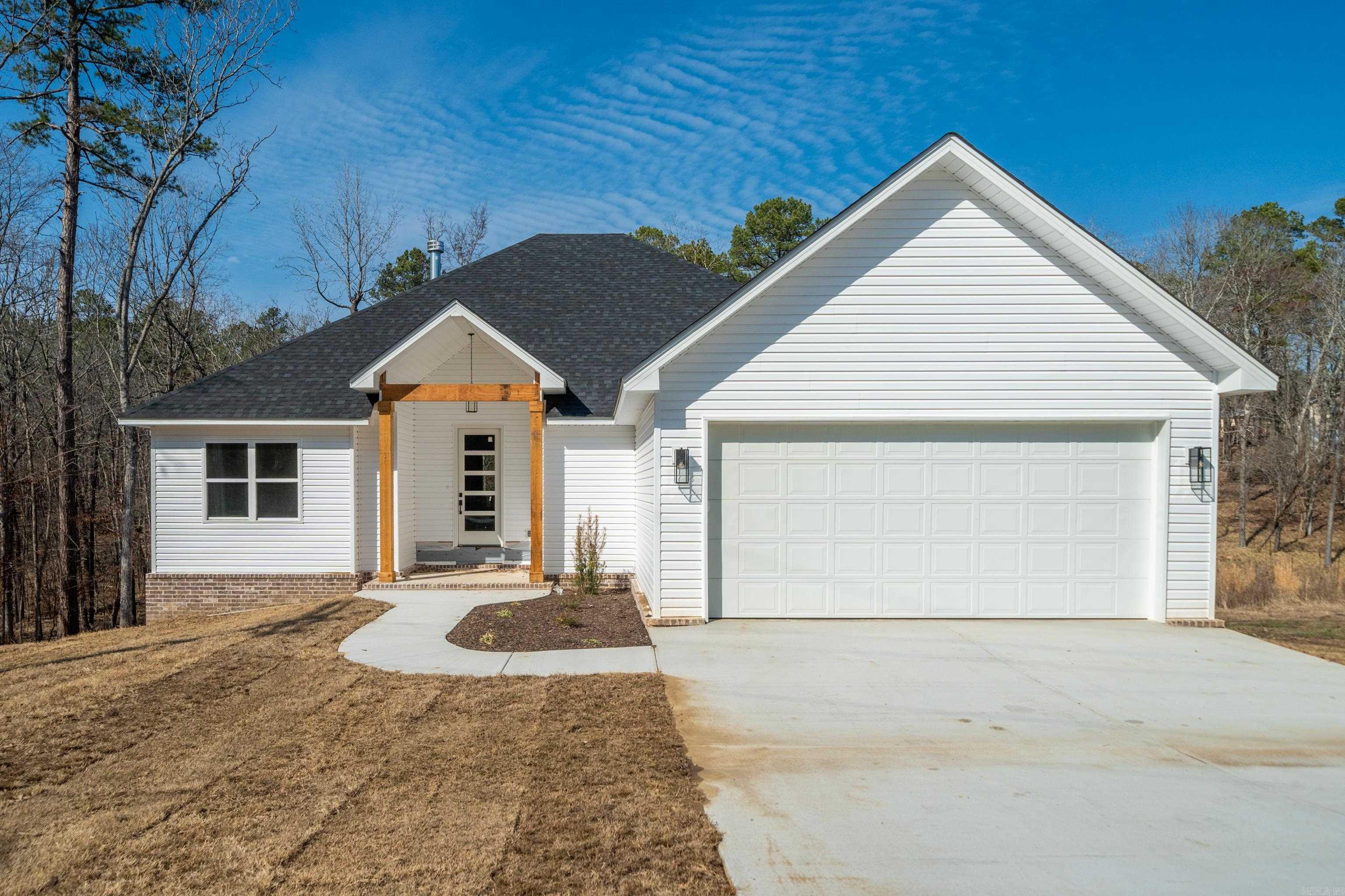 347 Diamondhead Drive — photo